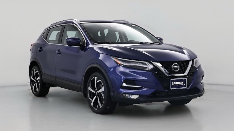 2022 Nissan Rogue Sport SL Hero Image