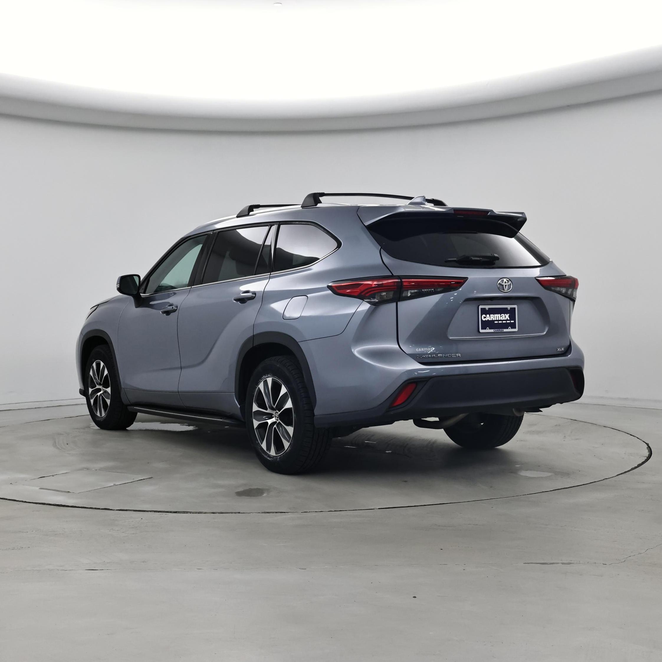 Thumbnail: 2021 Toyota Highlander - 2