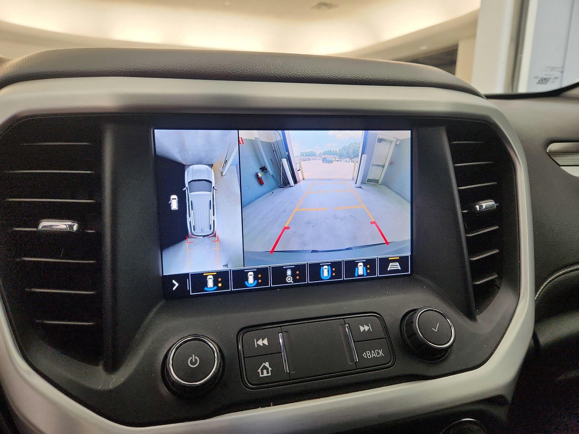 Thumbnail: 2020 GMC Acadia - 14