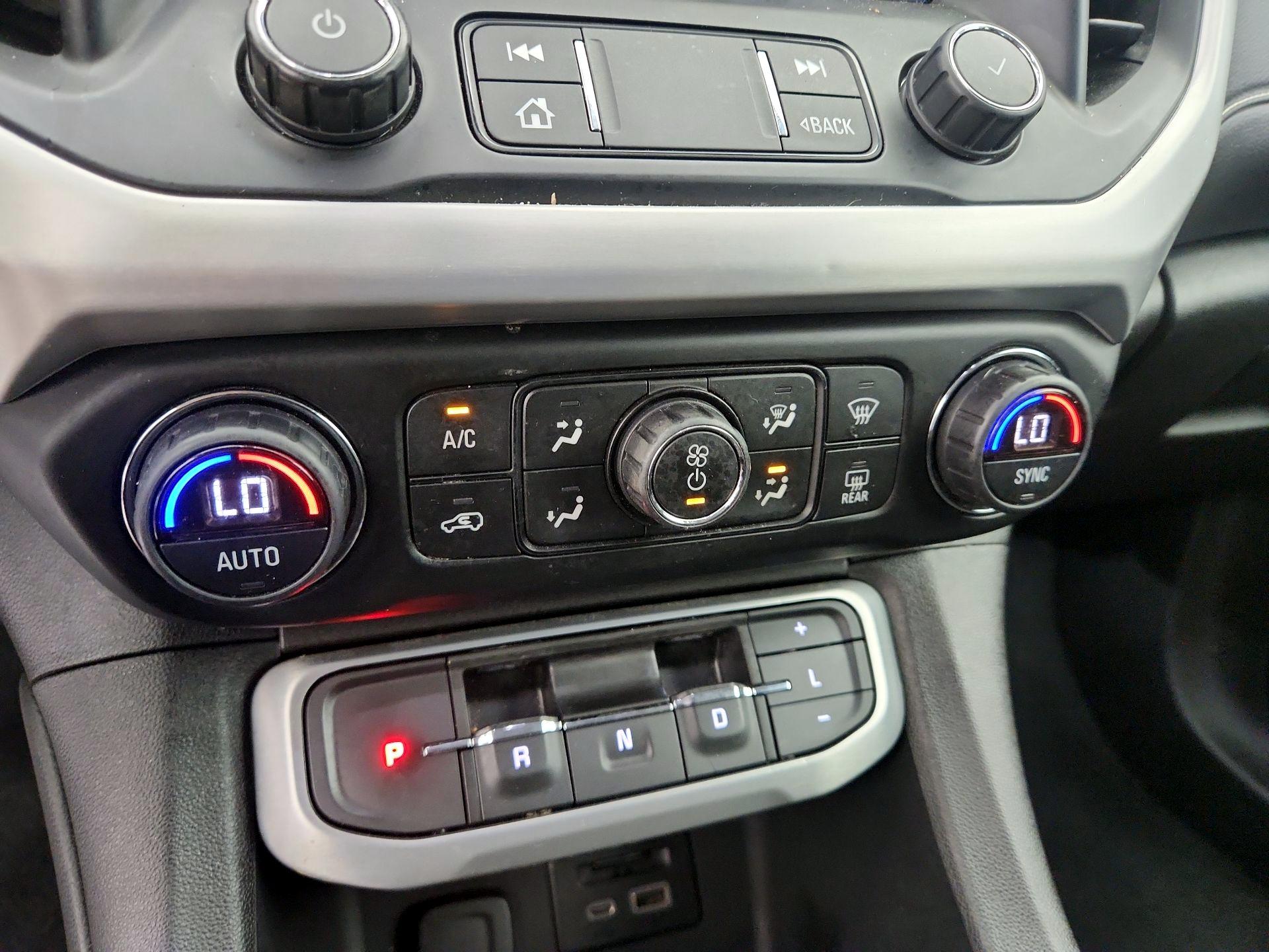 Thumbnail: 2020 GMC Acadia - 16