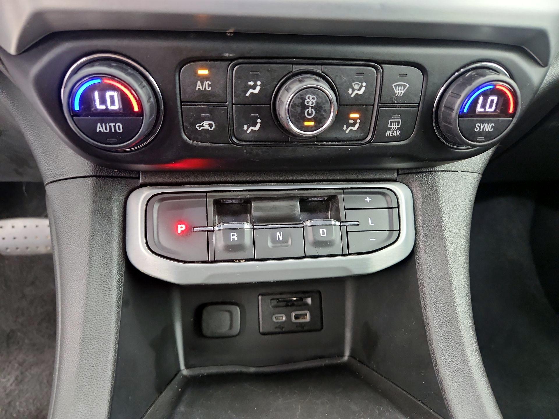 Thumbnail: 2020 GMC Acadia - 17