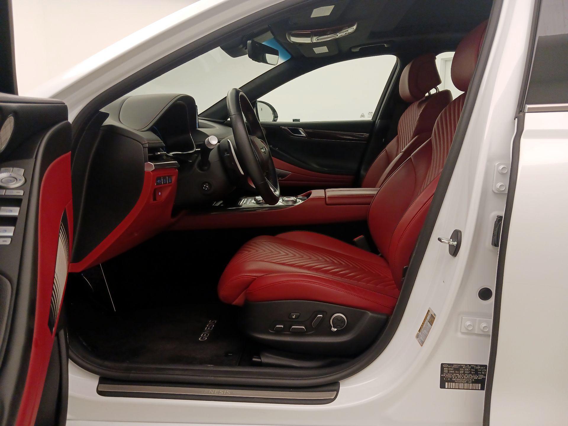 Thumbnail: 2024 Genesis G80 - 11