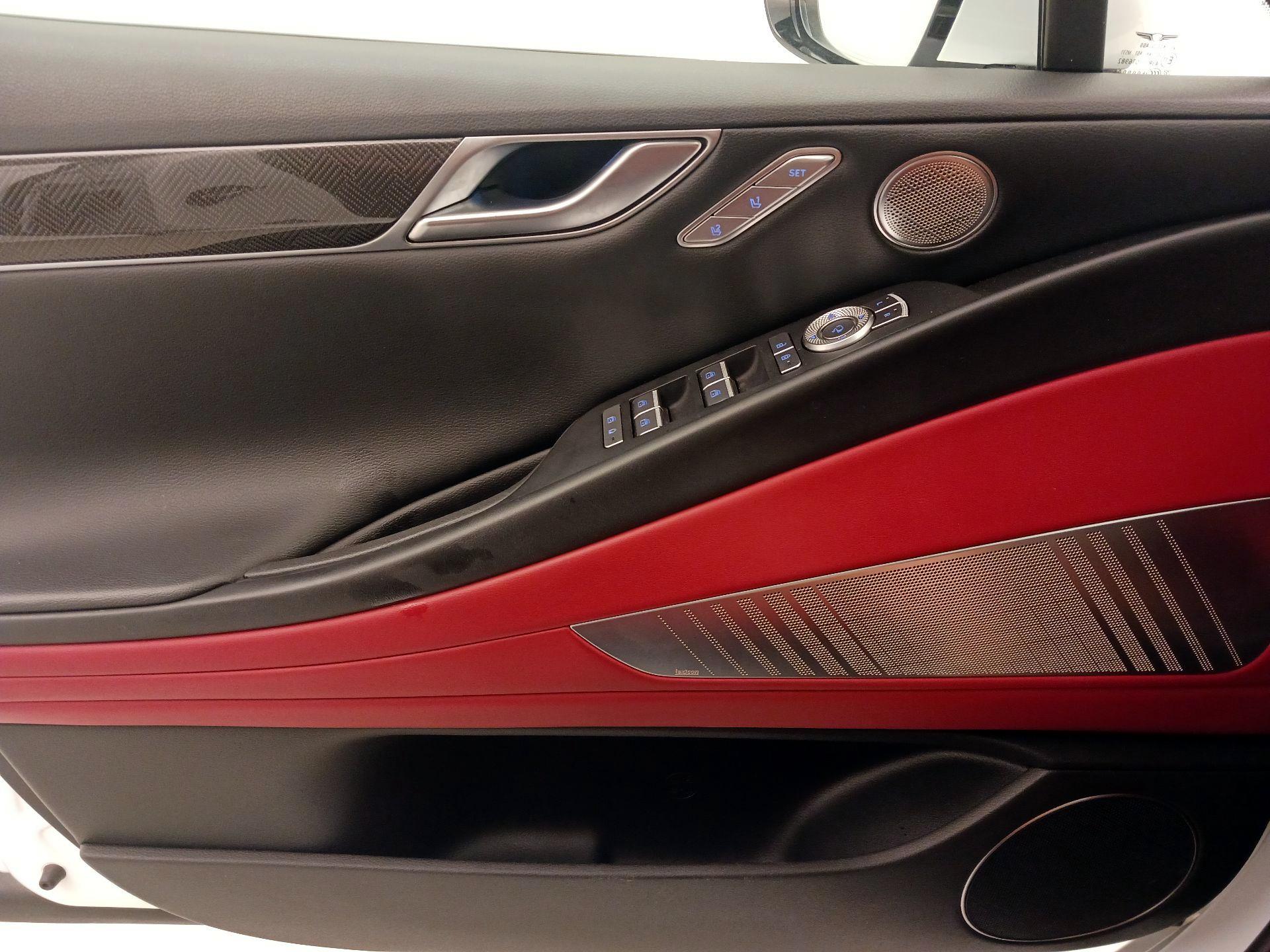 Thumbnail: 2024 Genesis G80 - 12