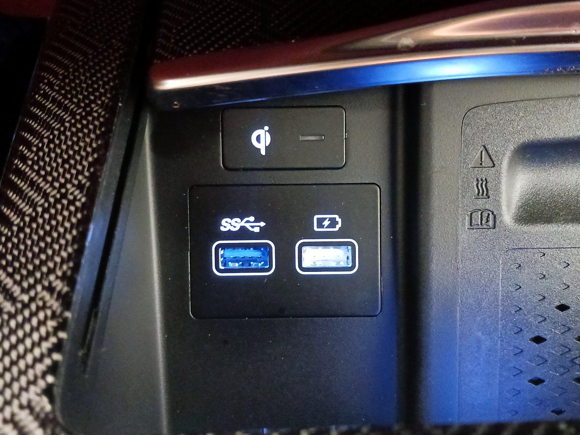 Thumbnail: 2024 Genesis G80 - 19