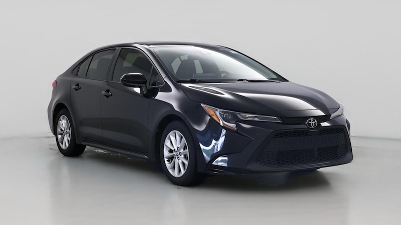 2020 Toyota Corolla LE Hero Image