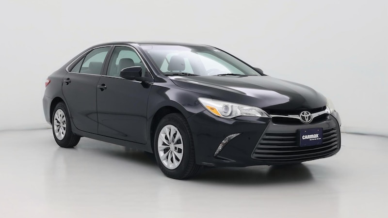 2017 Toyota Camry LE Hero Image