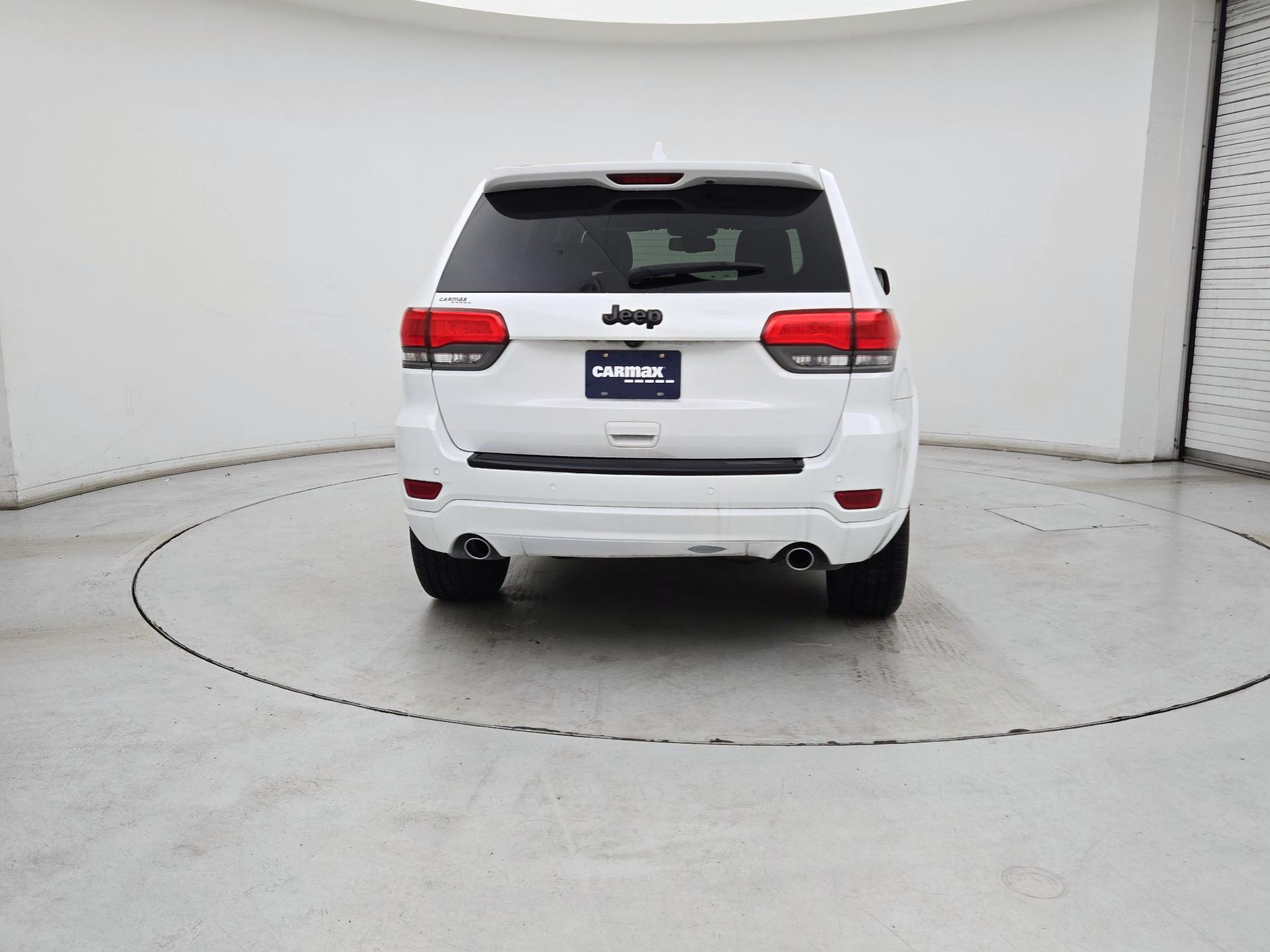Thumbnail: 2015 Jeep Grand Cherokee - 6