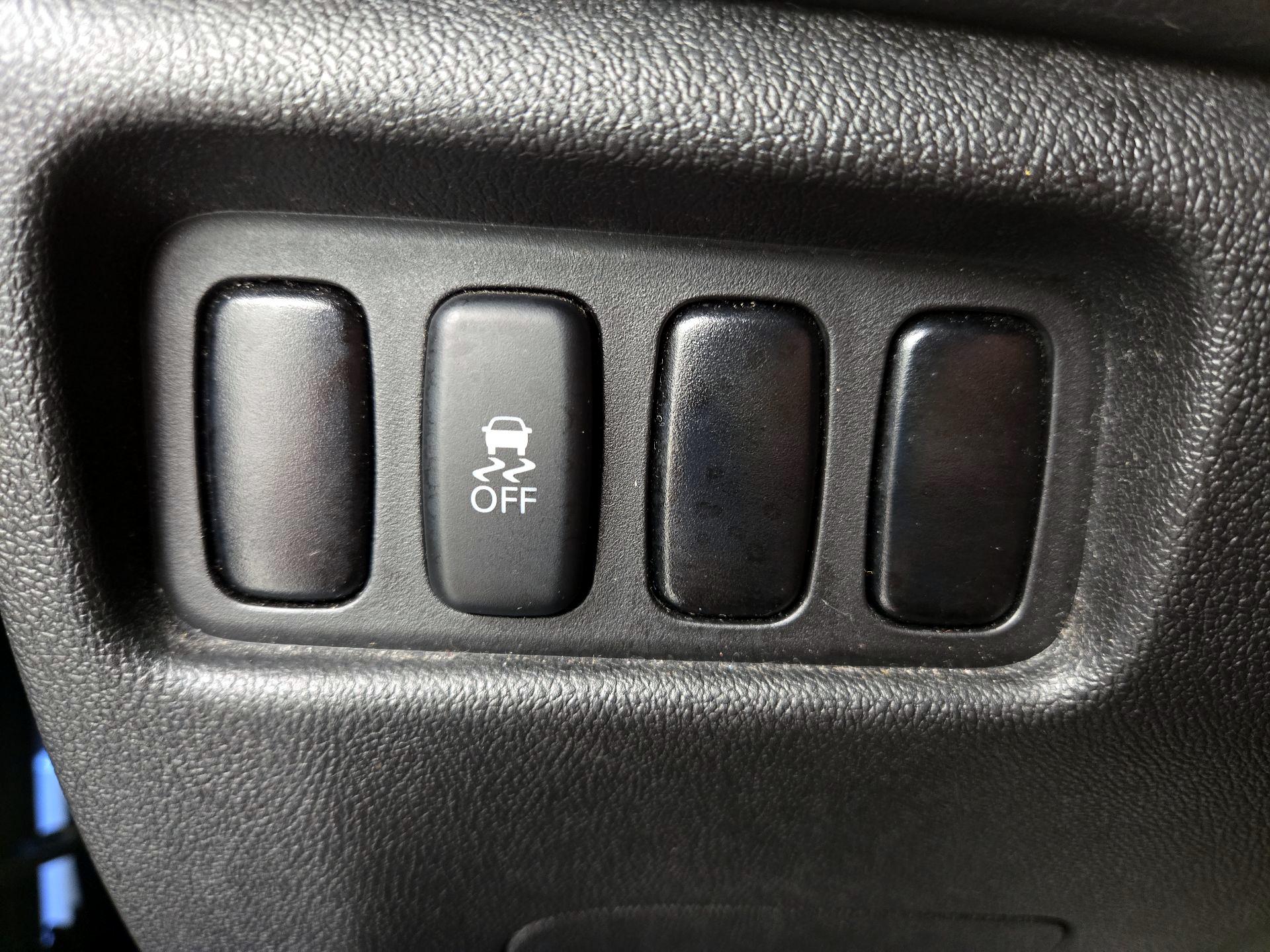 Thumbnail: 2015 Mitsubishi Outlander Sport - 13