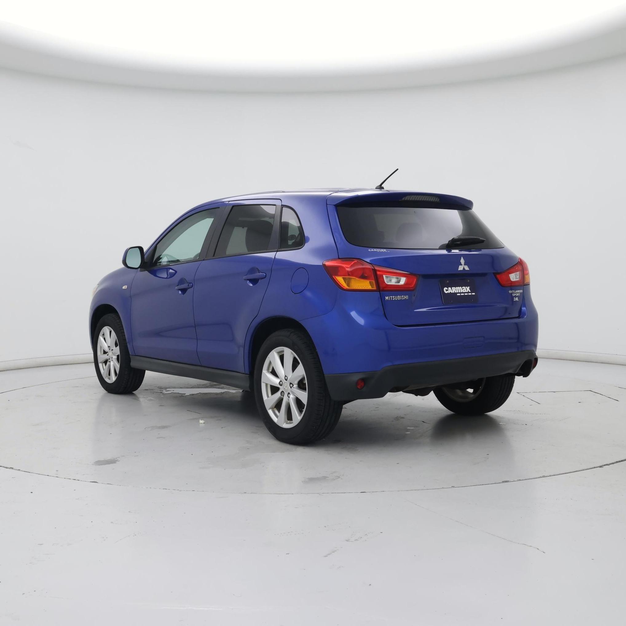 Thumbnail: 2015 Mitsubishi Outlander Sport - 2