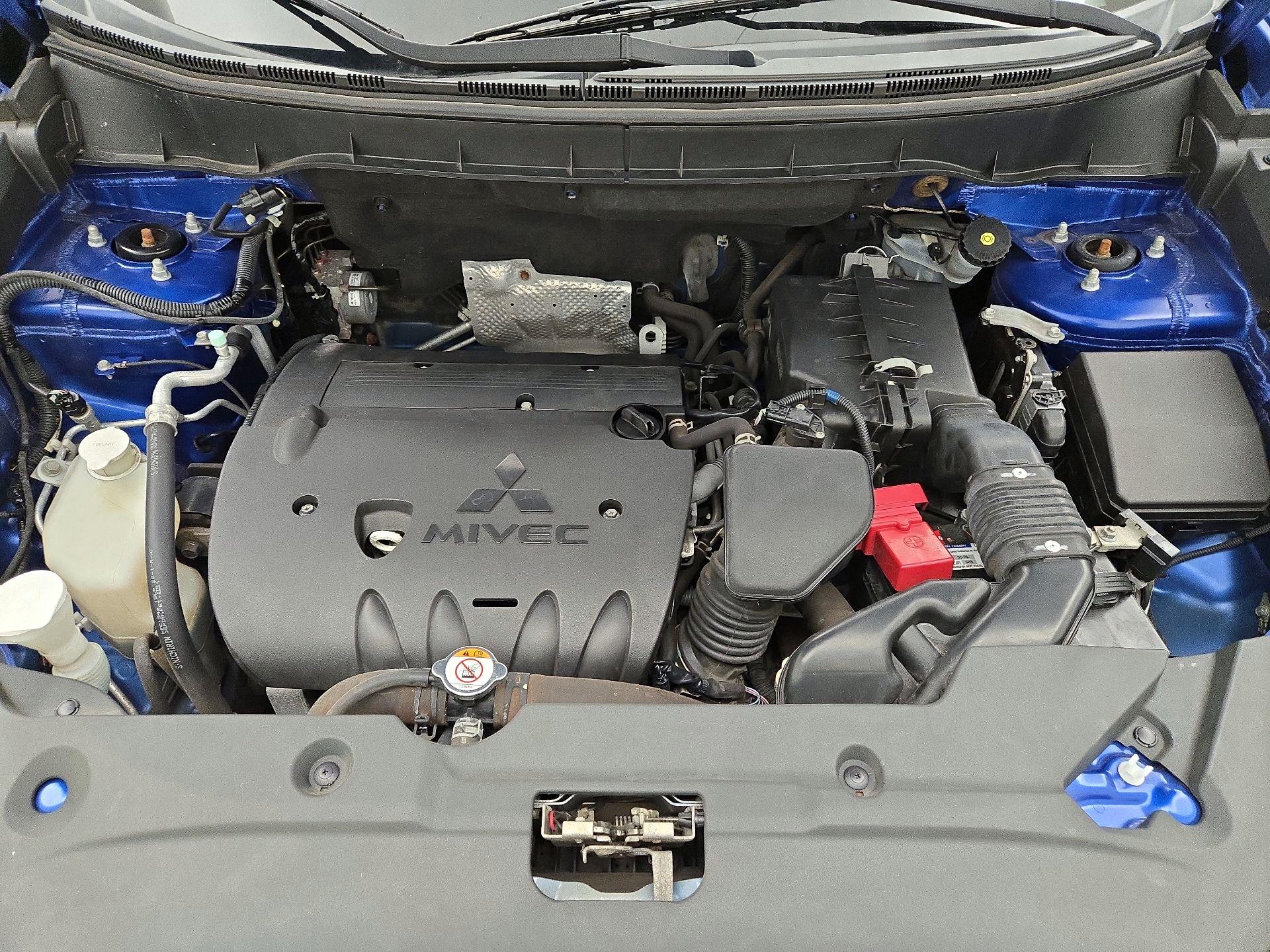 Thumbnail: 2015 Mitsubishi Outlander Sport - 20