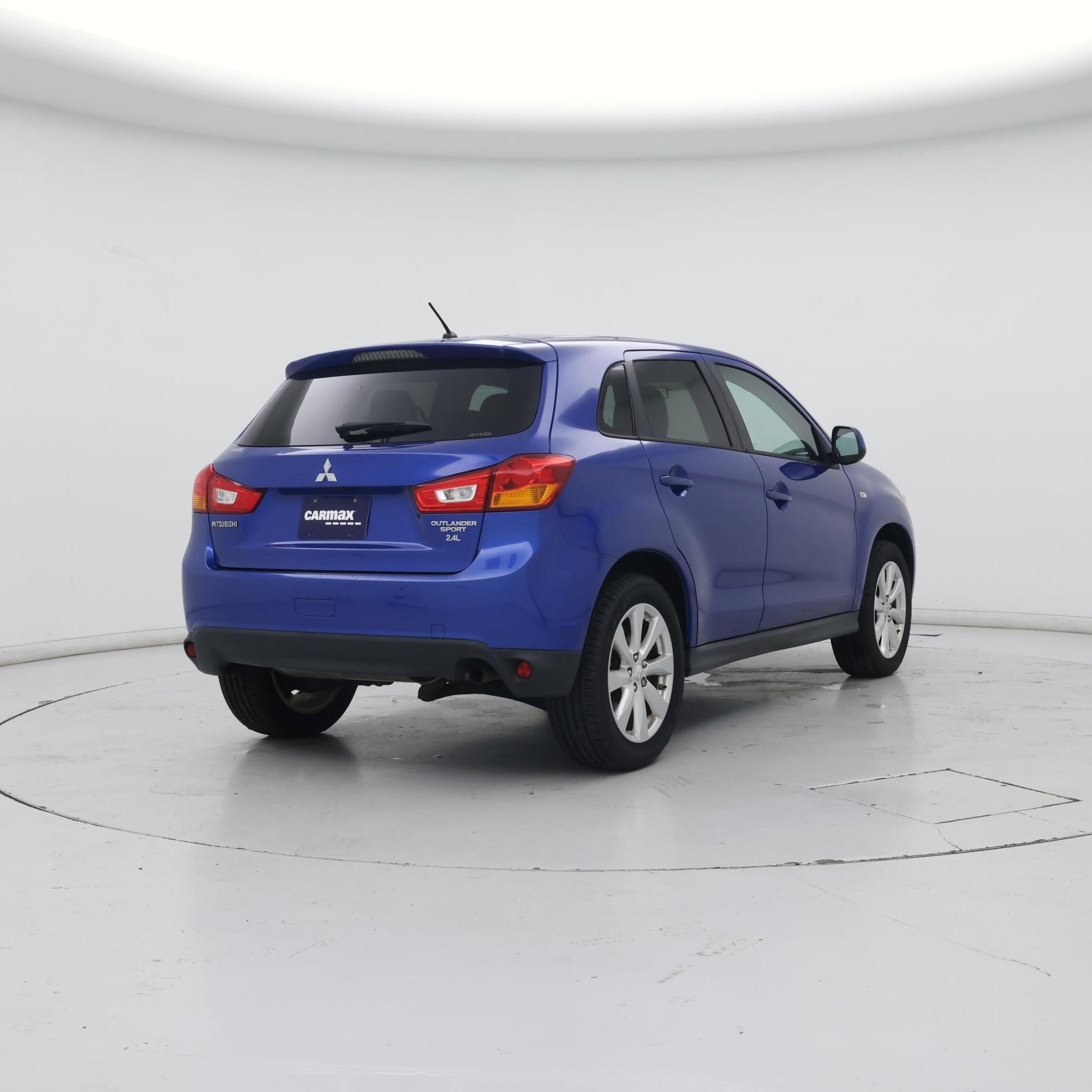 Thumbnail: 2015 Mitsubishi Outlander Sport - 8