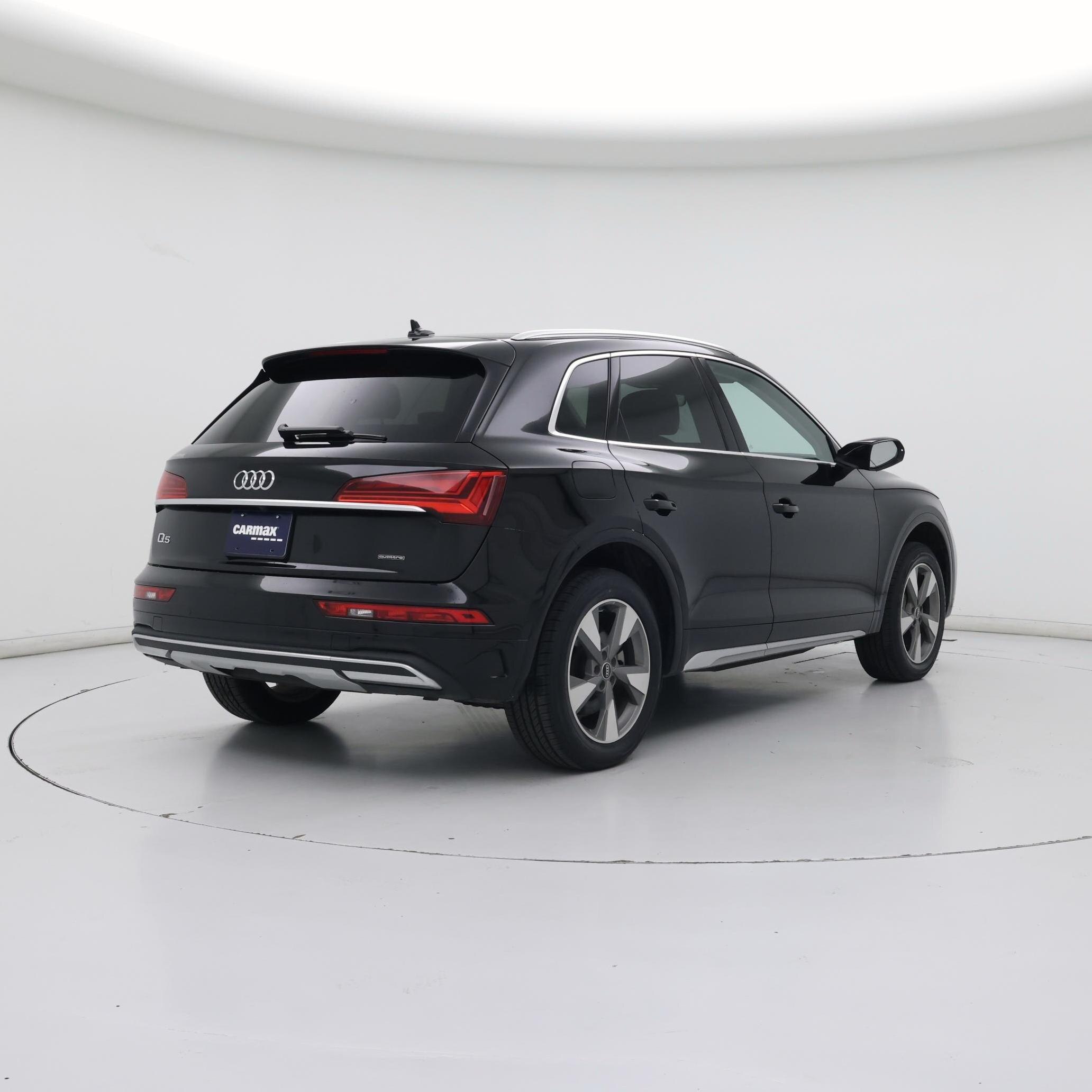 Thumbnail: 2022 Audi Q5 - 8