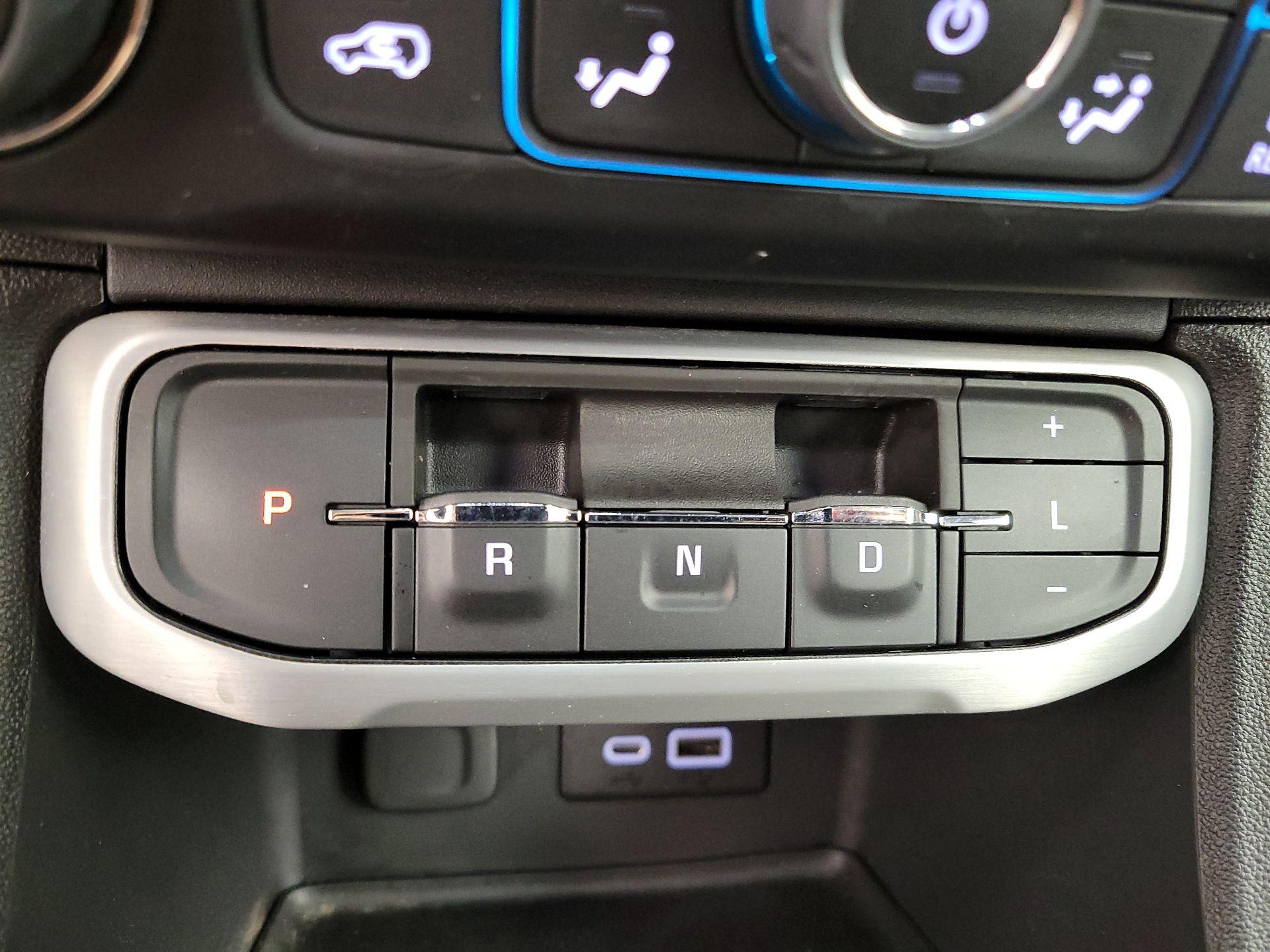 Thumbnail: 2022 GMC Acadia - 17
