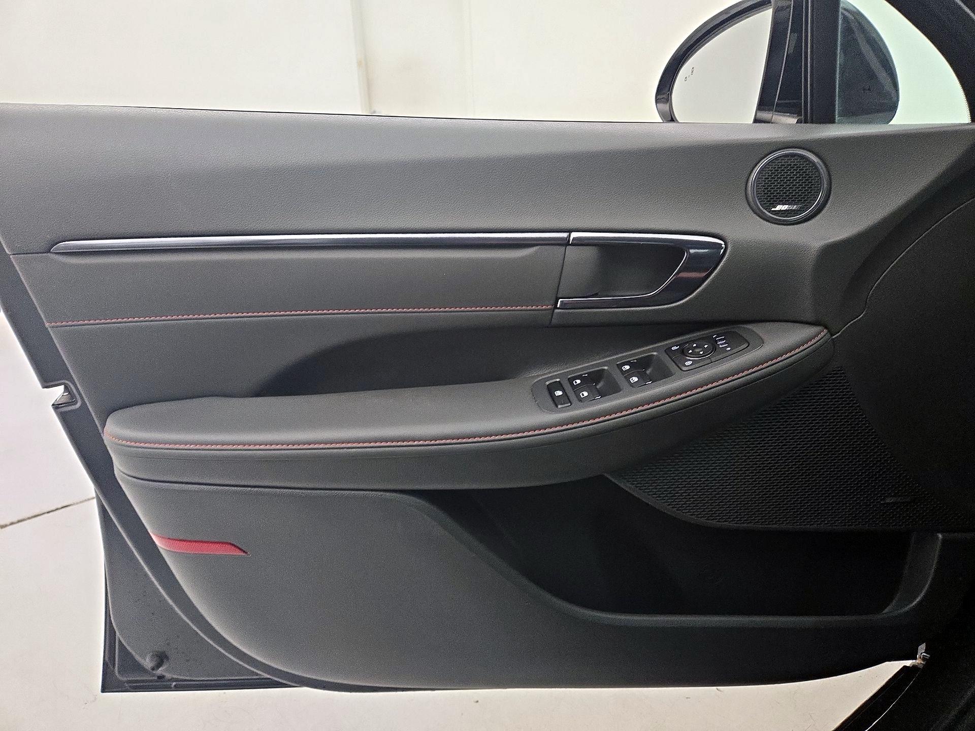 Thumbnail: 2022 Hyundai Sonata - 12