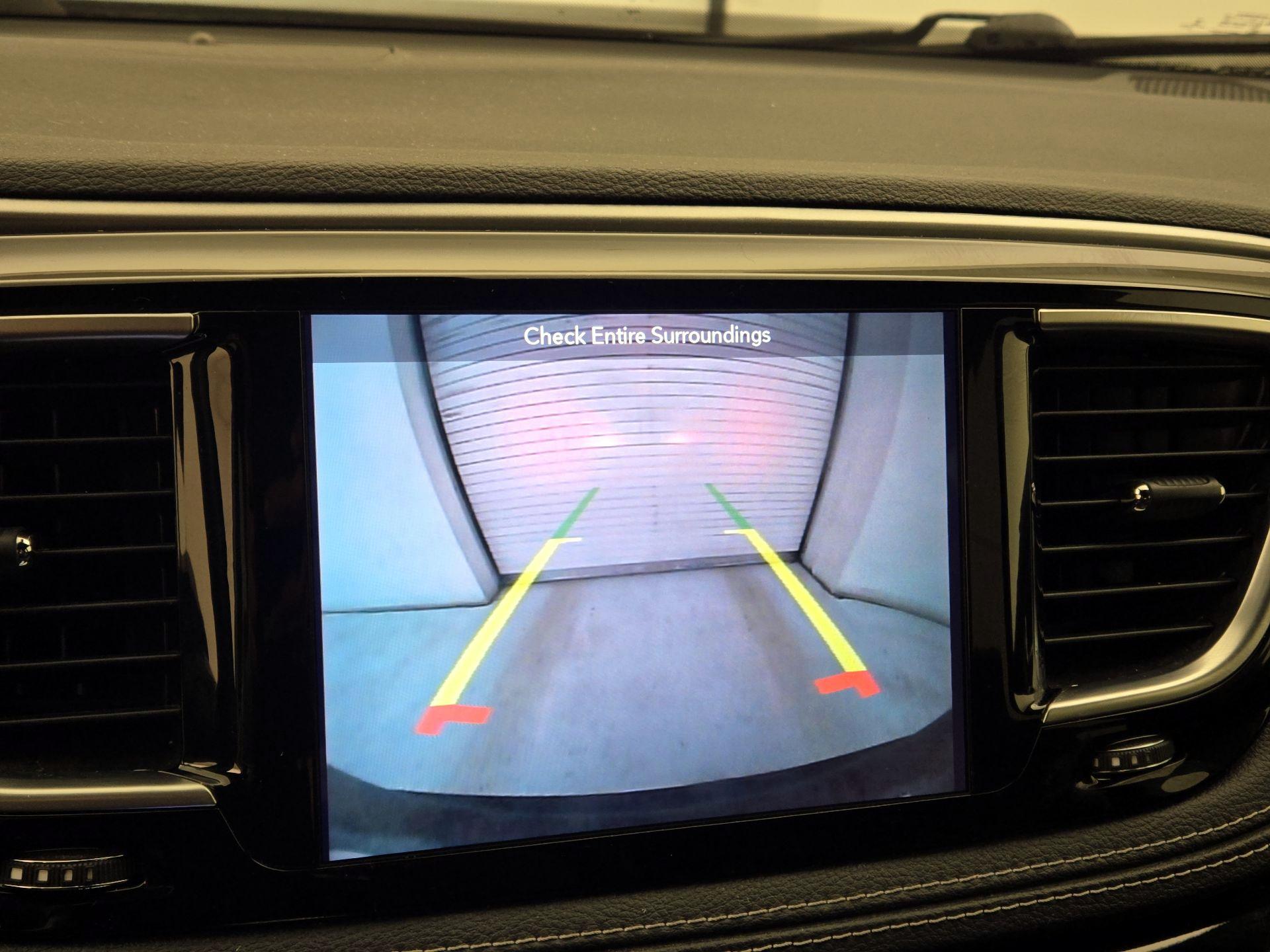 Thumbnail: 2019 Chrysler Pacifica - 14