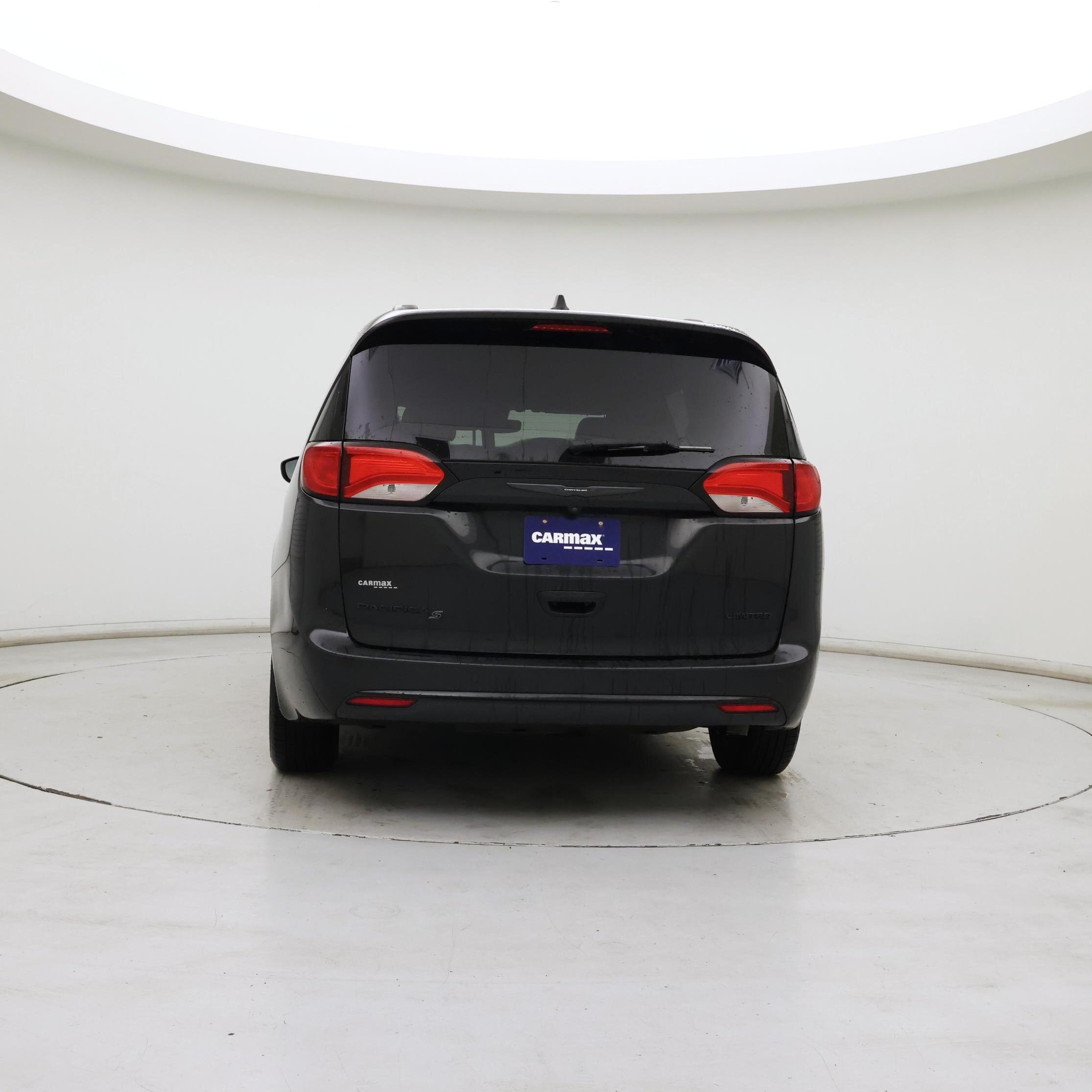 Thumbnail: 2019 Chrysler Pacifica - 6