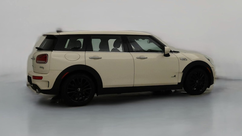2022 MINI Cooper Clubman S Hero Image