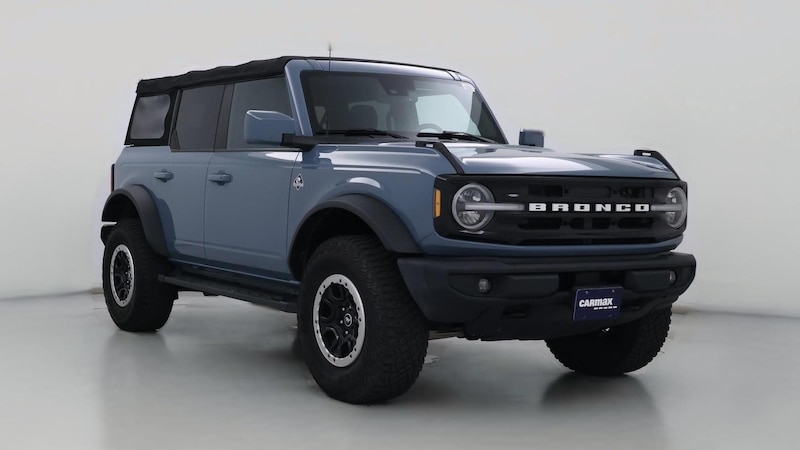 2021 Ford Bronco Outer Banks Hero Image