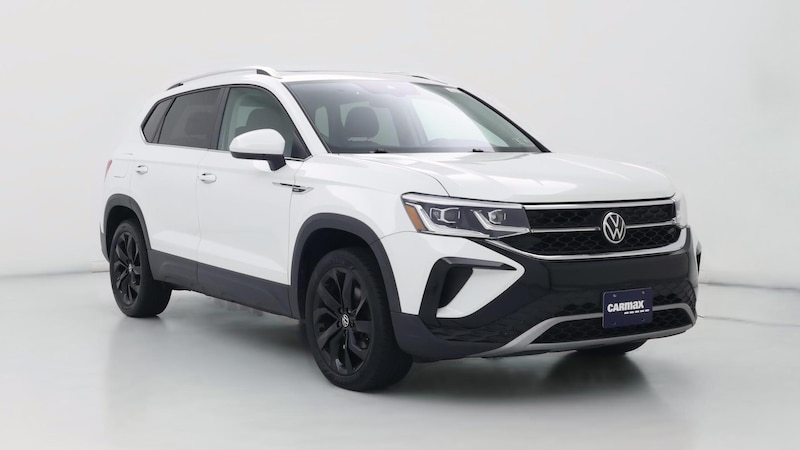 2022 Volkswagen Taos SEL Hero Image