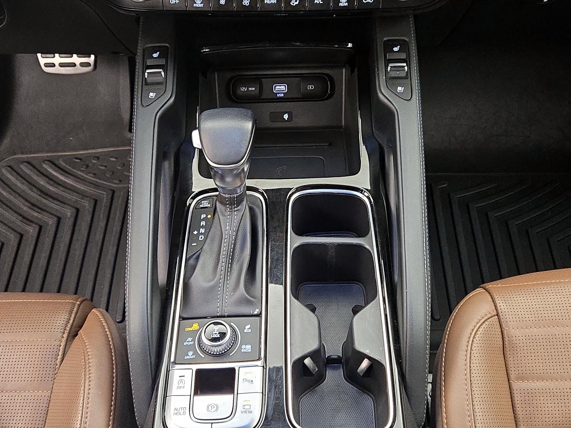 Thumbnail: 2020 Kia Telluride - 18