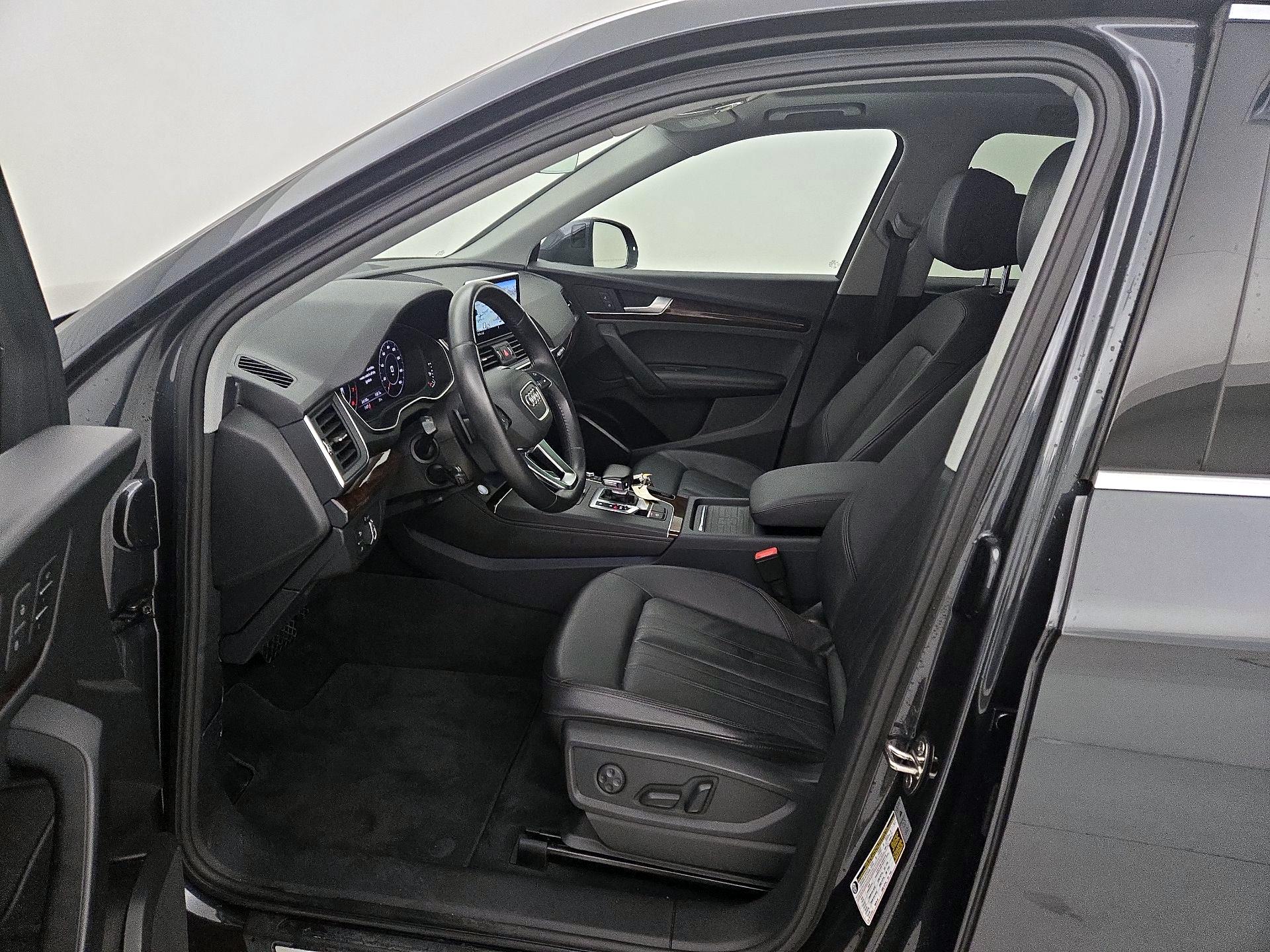 Thumbnail: 2019 Audi Q5 - 11