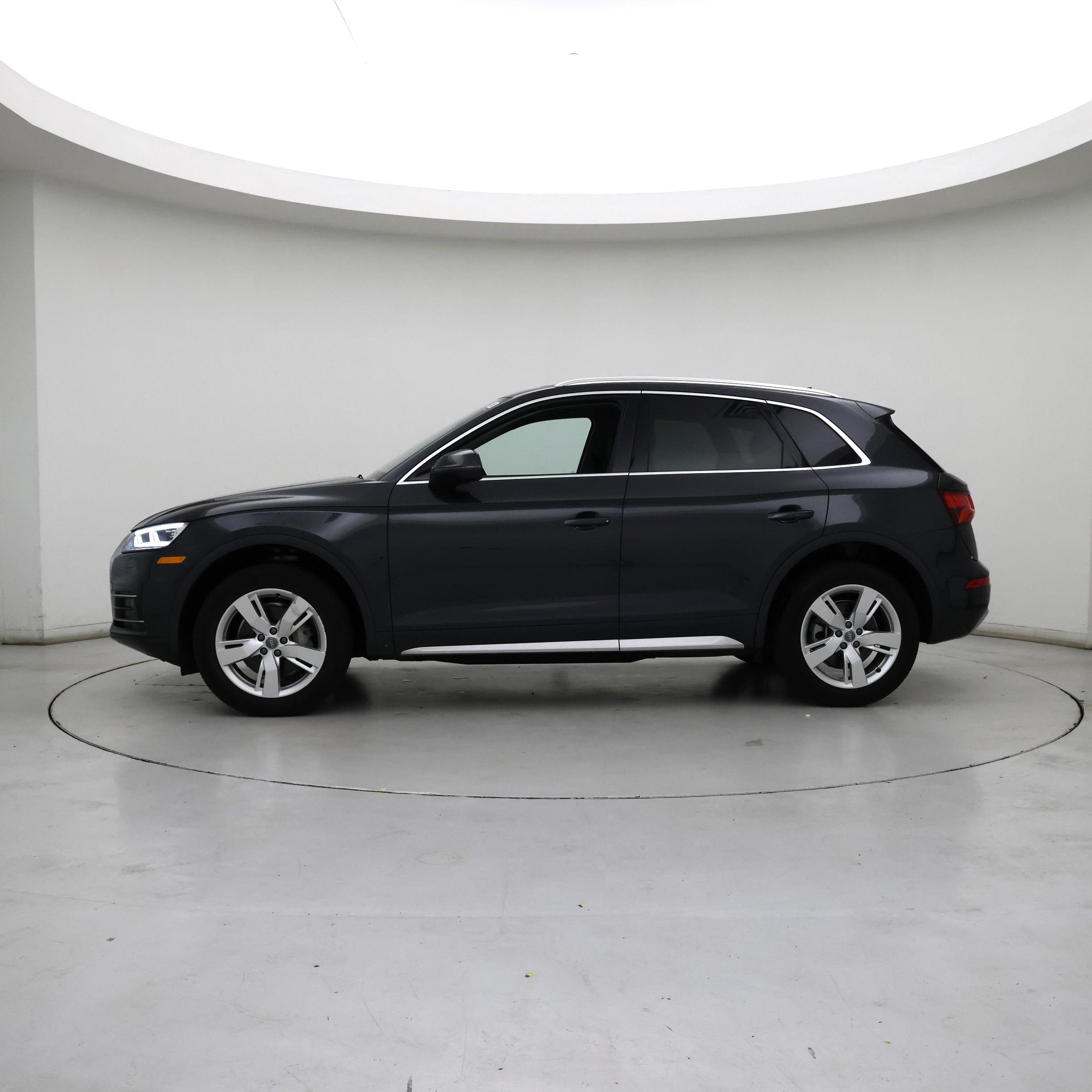 Thumbnail: 2019 Audi Q5 - 3