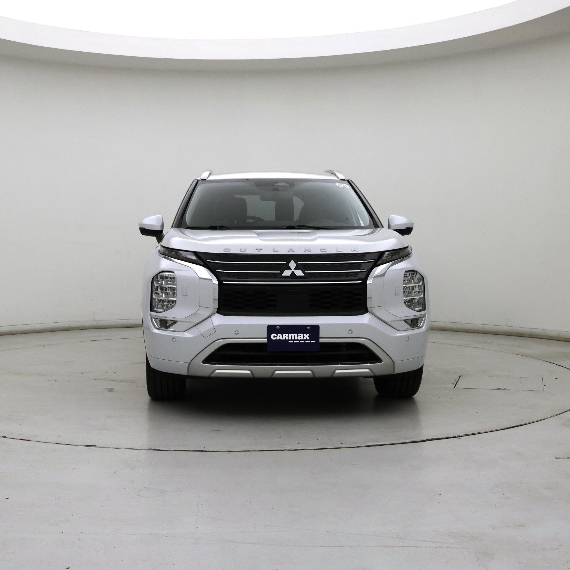 Thumbnail: 2023 Mitsubishi Outlander - 5