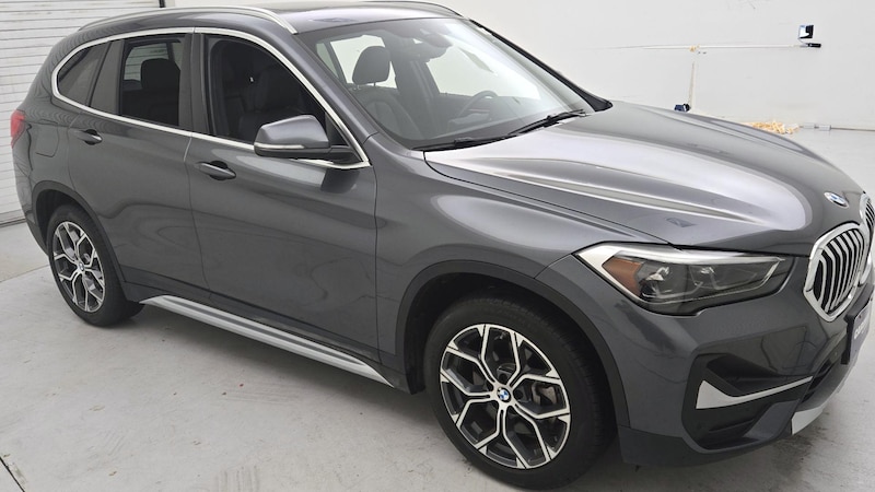 2022 BMW X1 xDrive28i Hero Image