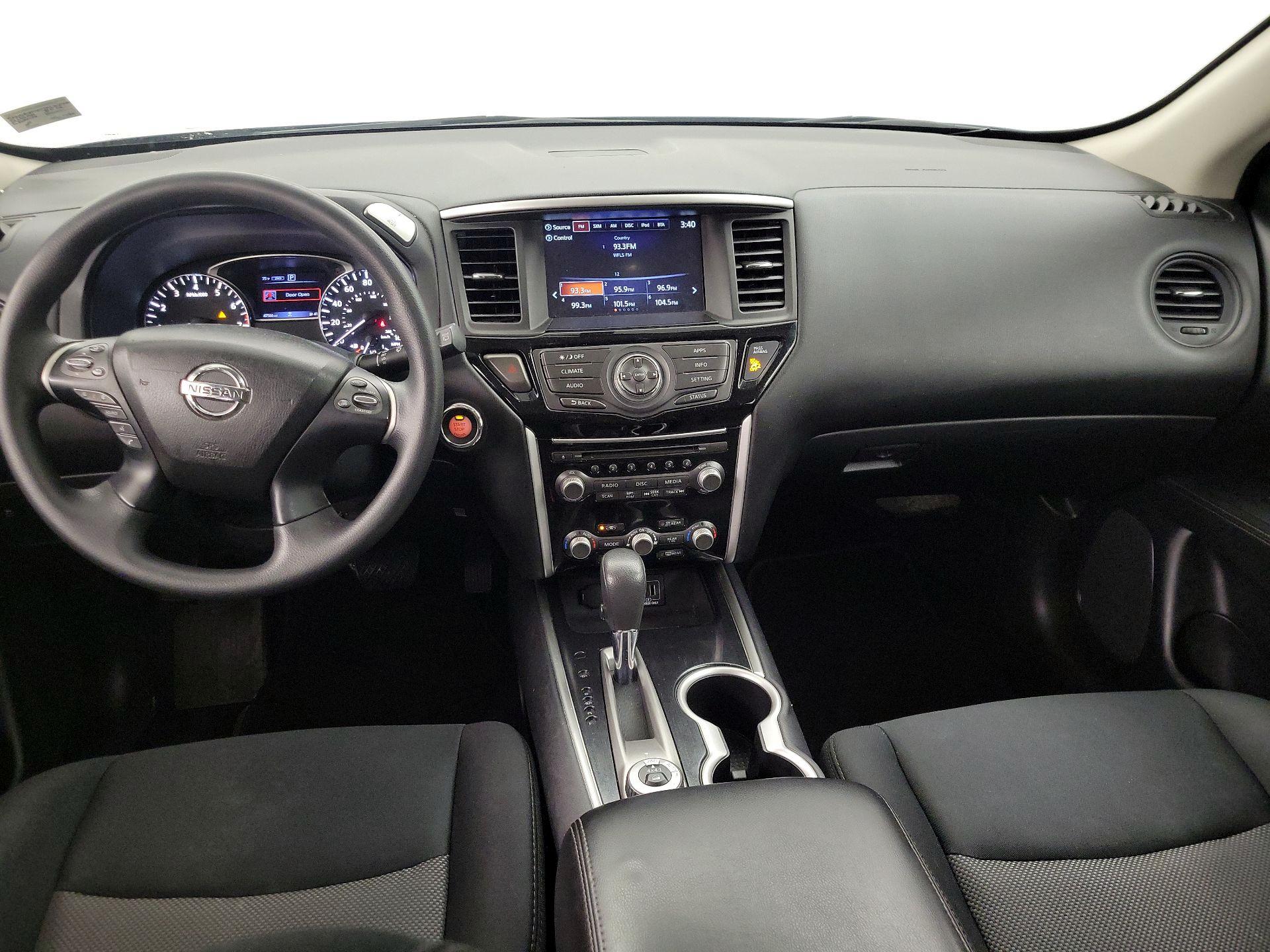 Thumbnail: 2019 Nissan Pathfinder - 9