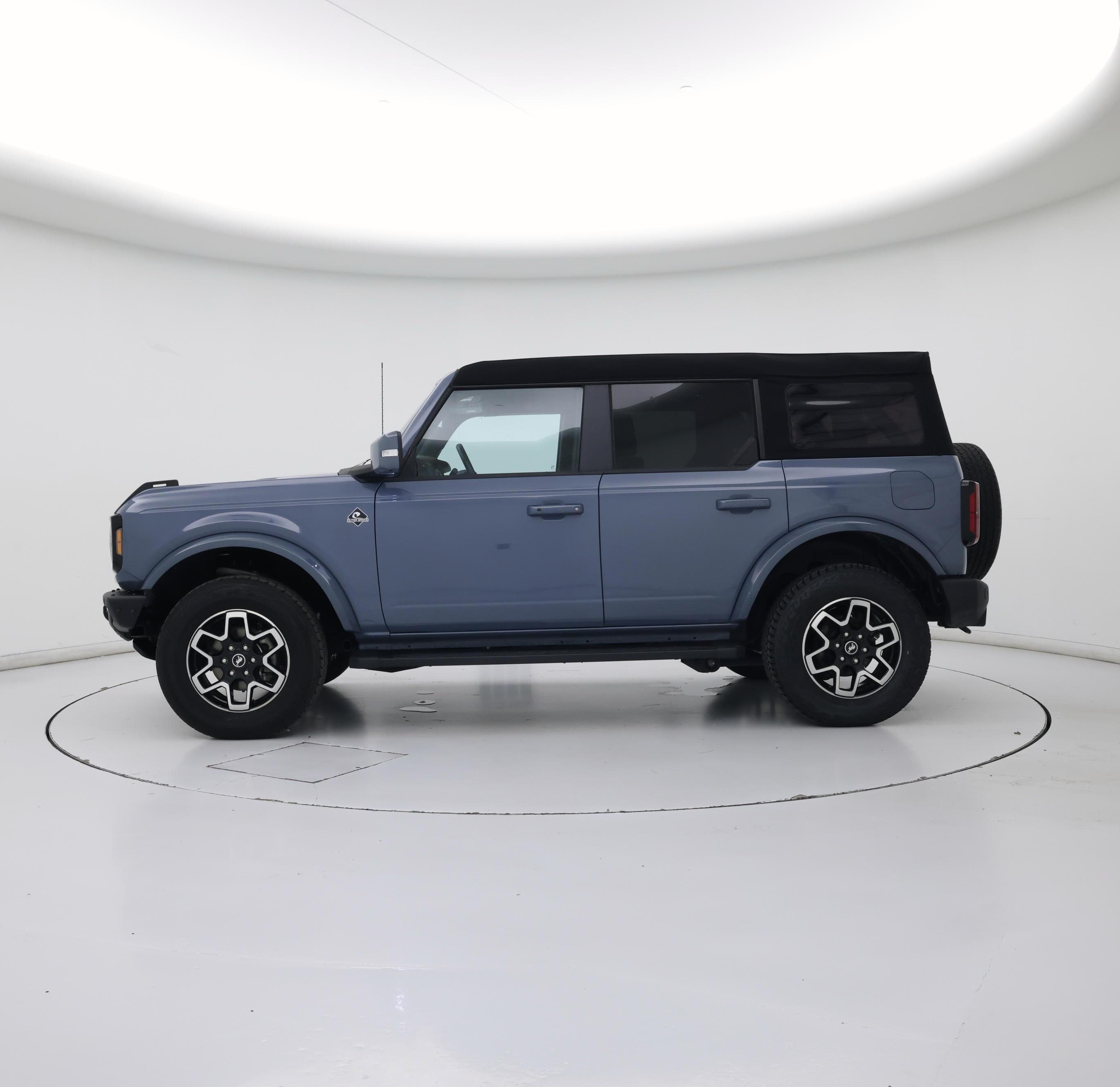Thumbnail: 2023 Ford Bronco - 3
