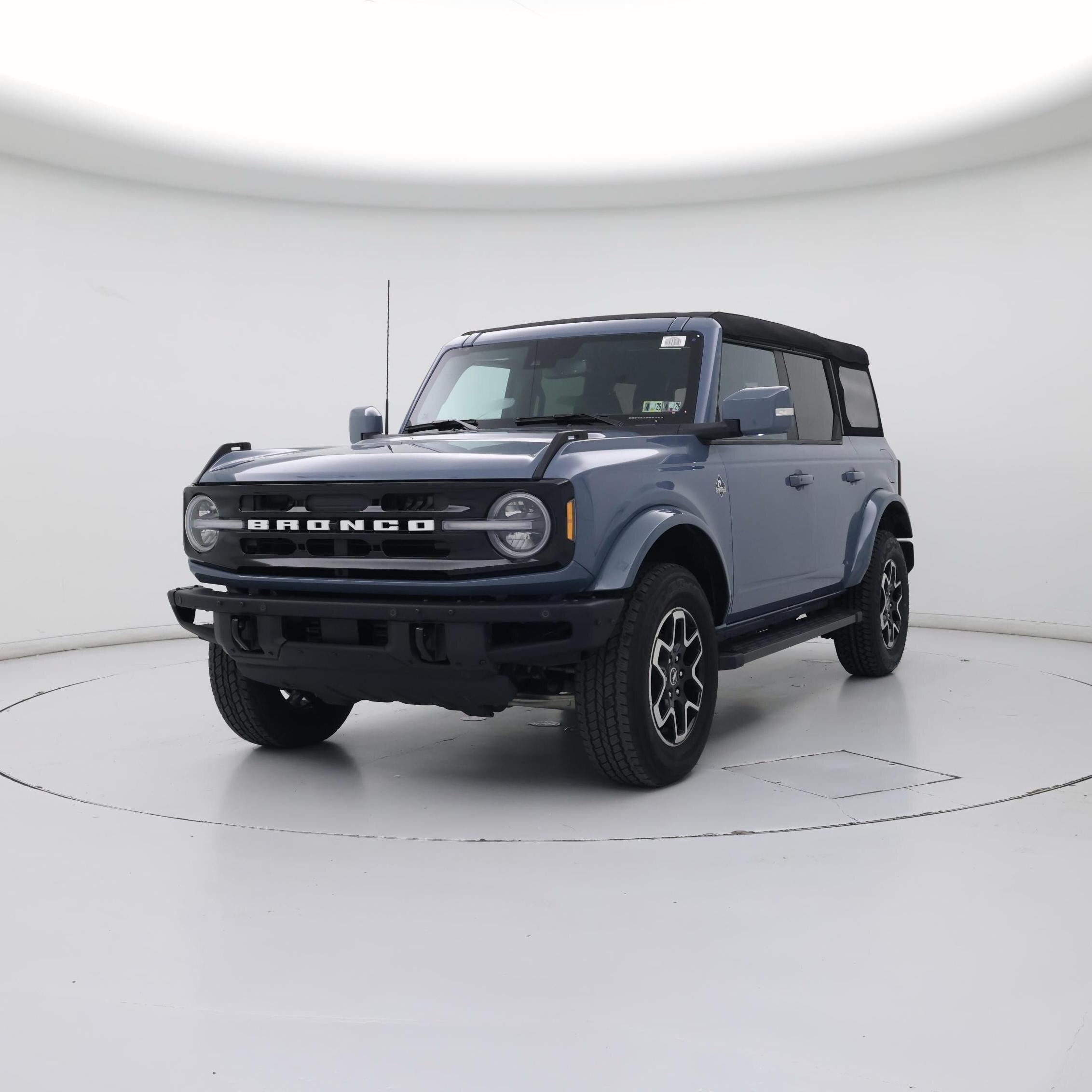 Thumbnail: 2023 Ford Bronco - 4
