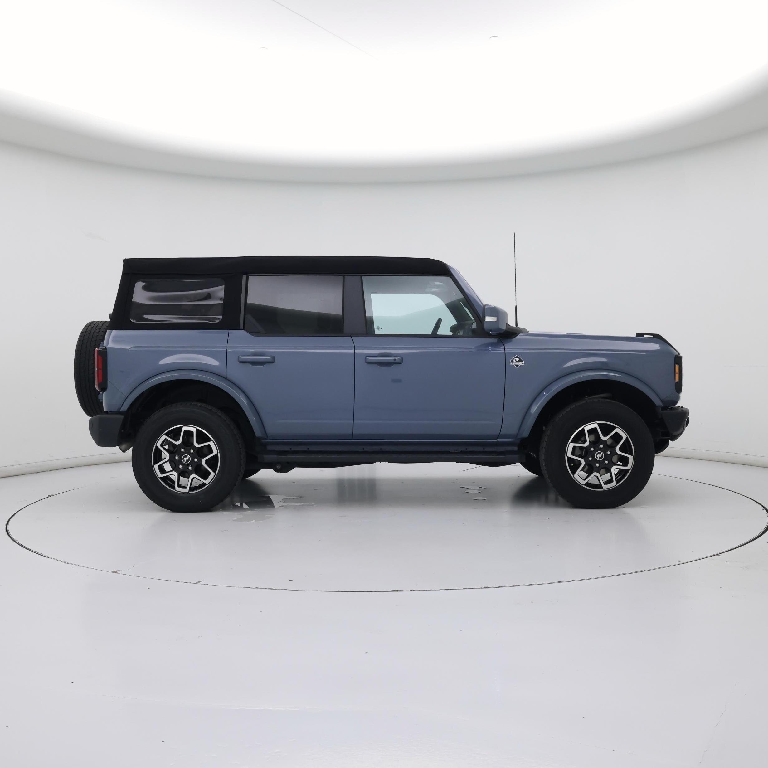 Thumbnail: 2023 Ford Bronco - 7