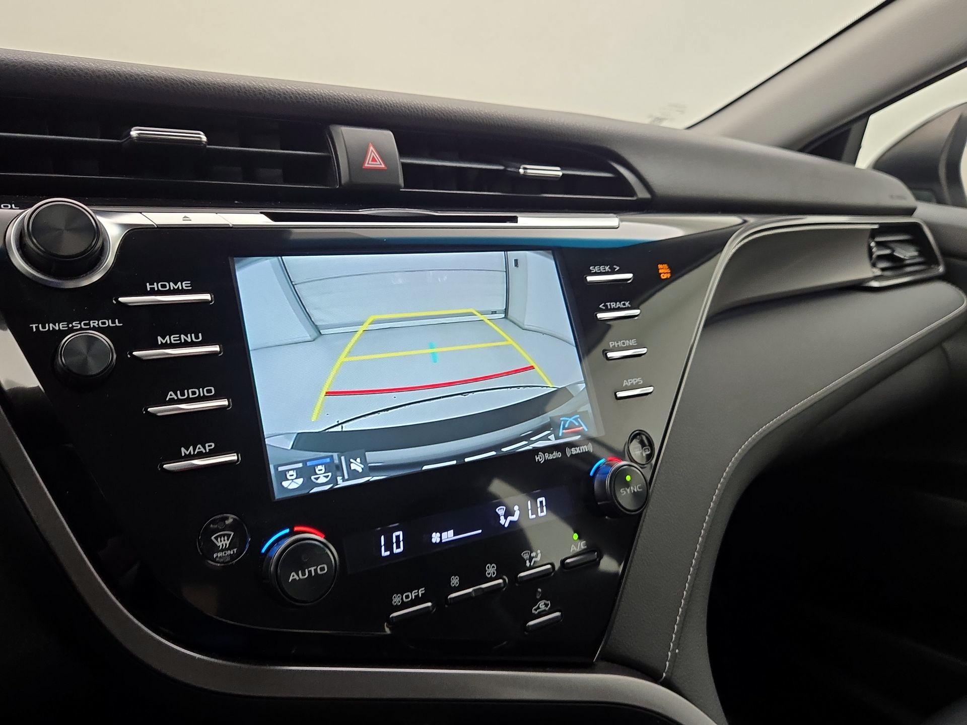 Thumbnail: 2019 Toyota Camry - 14