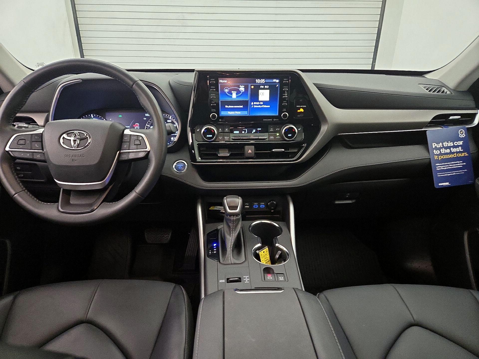 Thumbnail: 2022 Toyota Highlander - 8