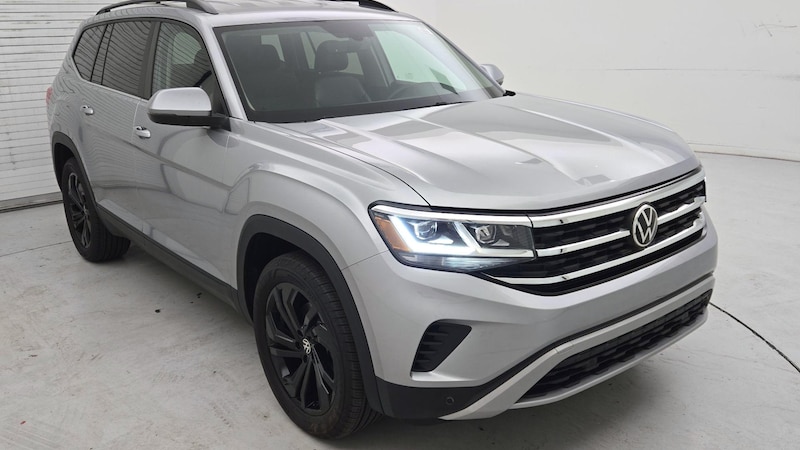 2022 Volkswagen Atlas SE Hero Image