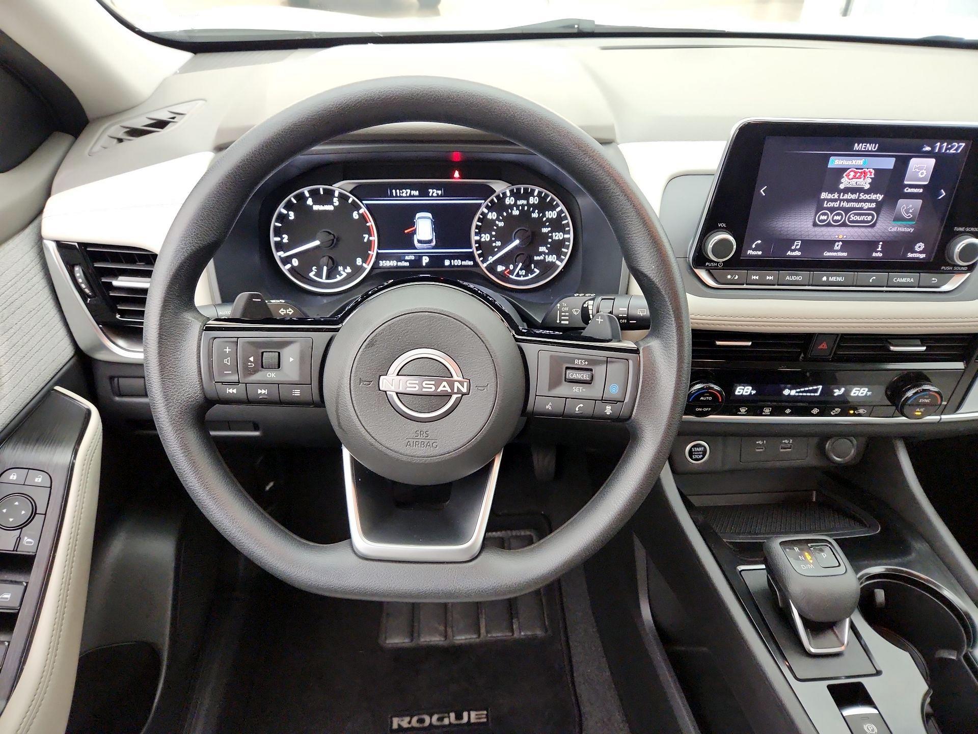 Thumbnail: 2022 Nissan Rogue - 10
