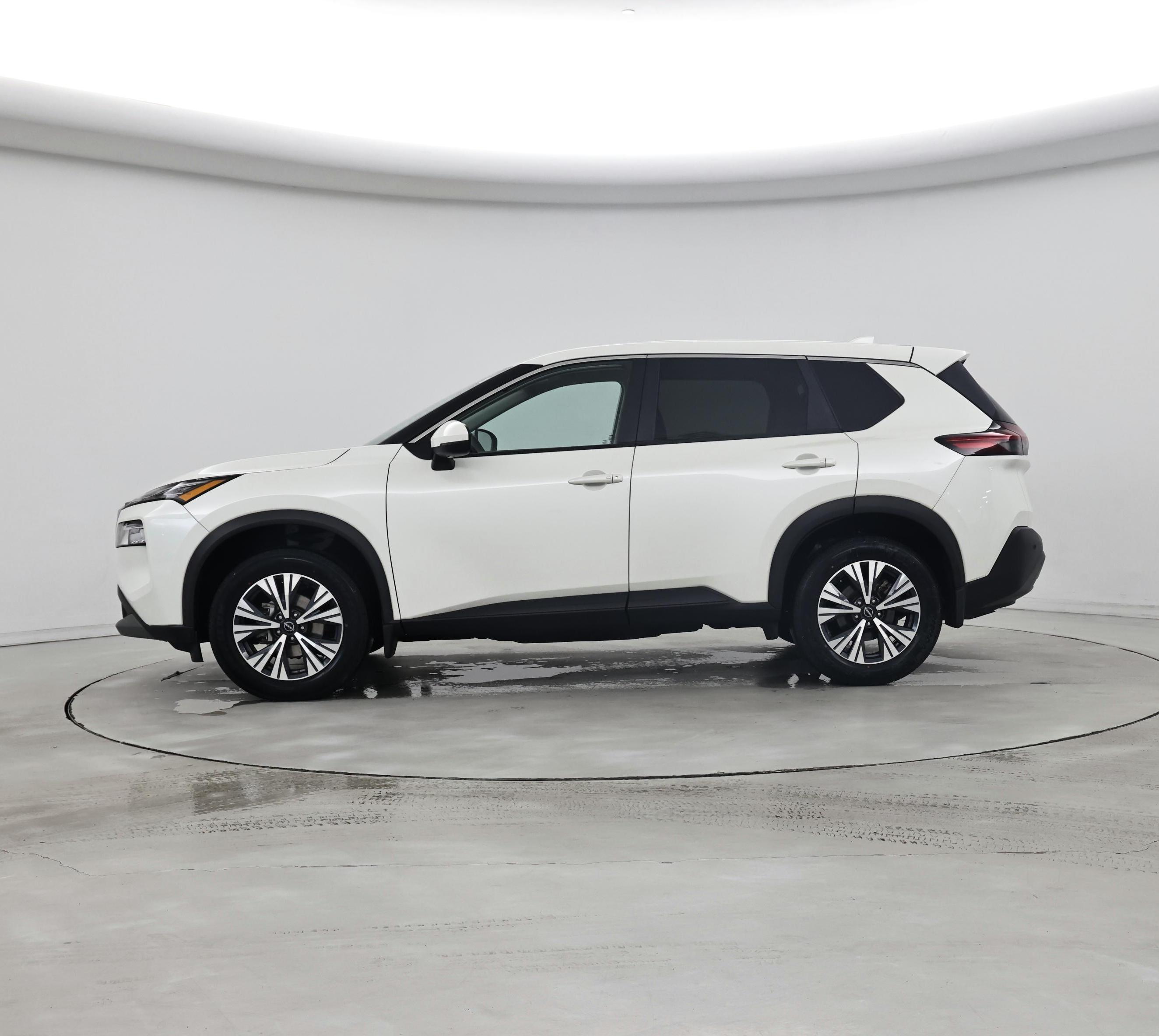 Thumbnail: 2022 Nissan Rogue - 3