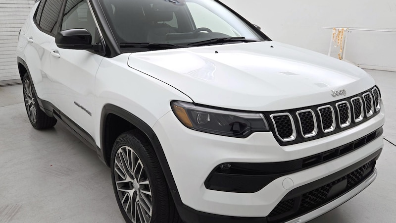 2023 Jeep Compass Limited Hero Image