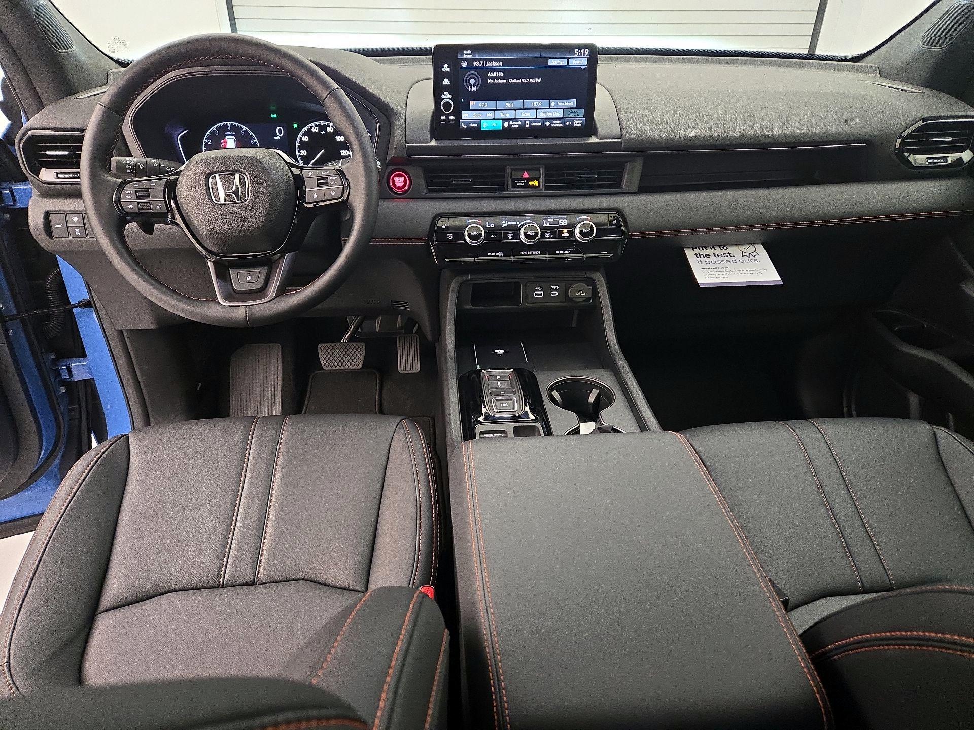 Thumbnail: 2025 Honda Pilot - 8