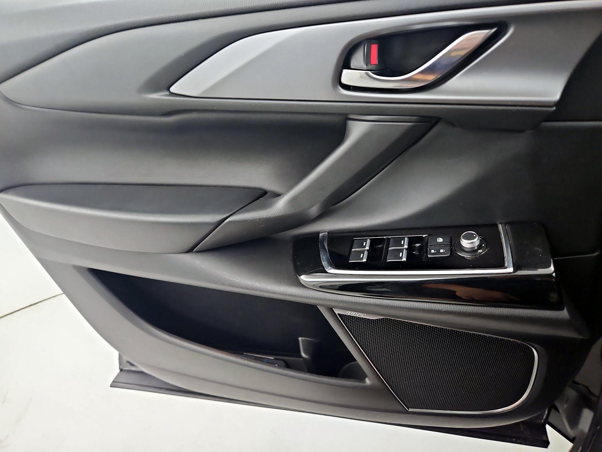Thumbnail: 2022 Mazda CX-9 - 12