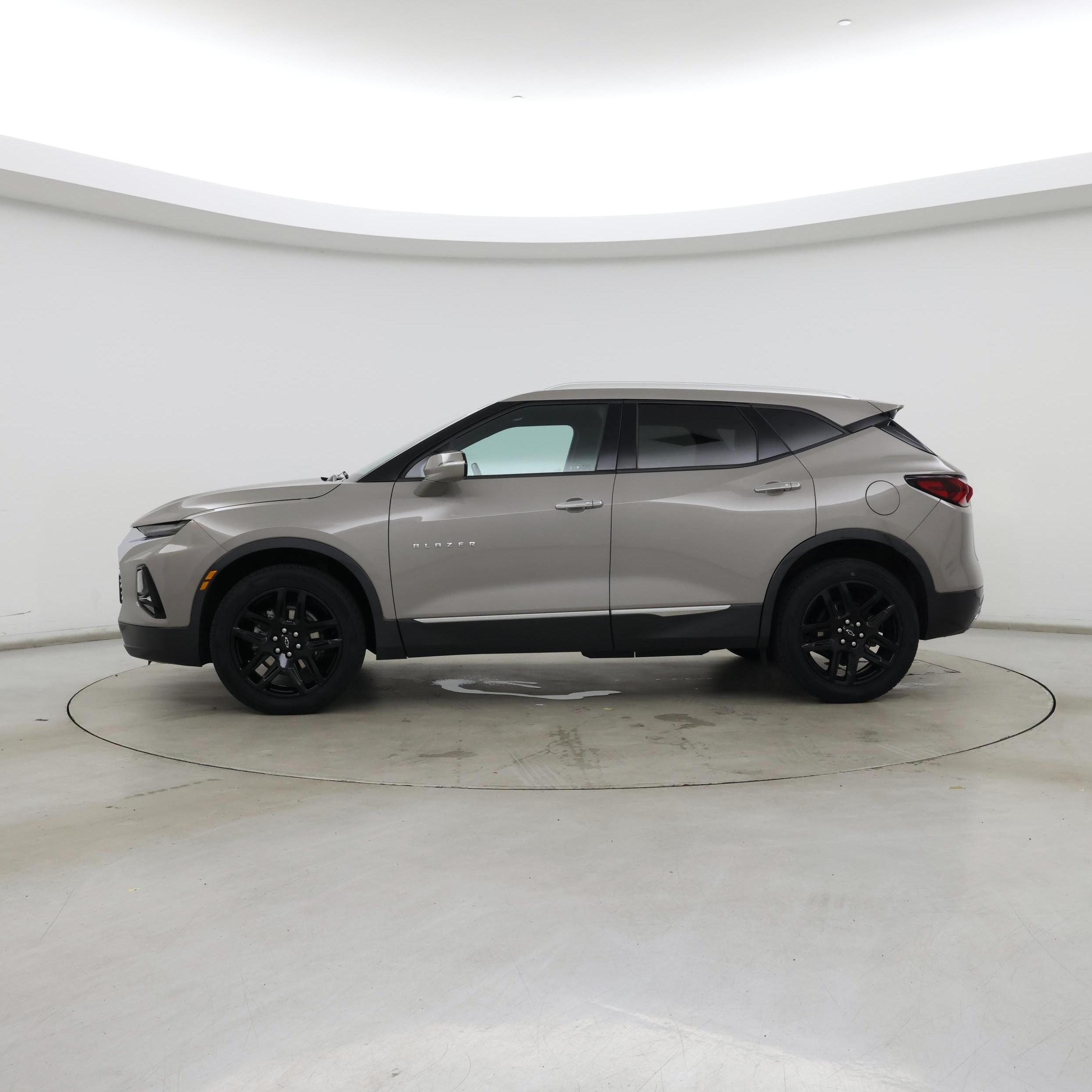 Thumbnail: 2022 Chevrolet Blazer - 3