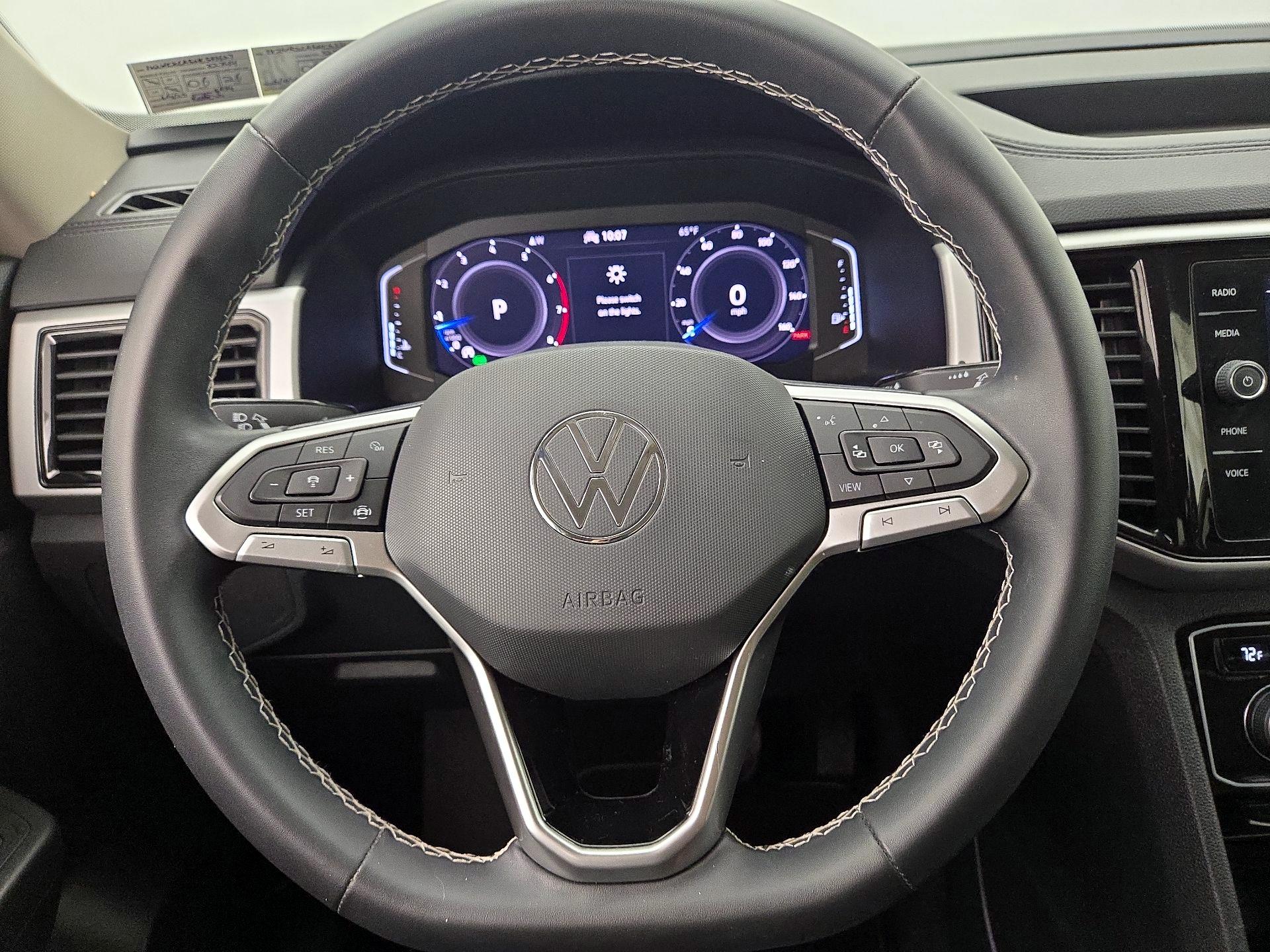 Thumbnail: 2022 Volkswagen Atlas - 10