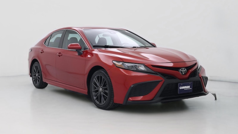 2022 Toyota Camry SE Hero Image