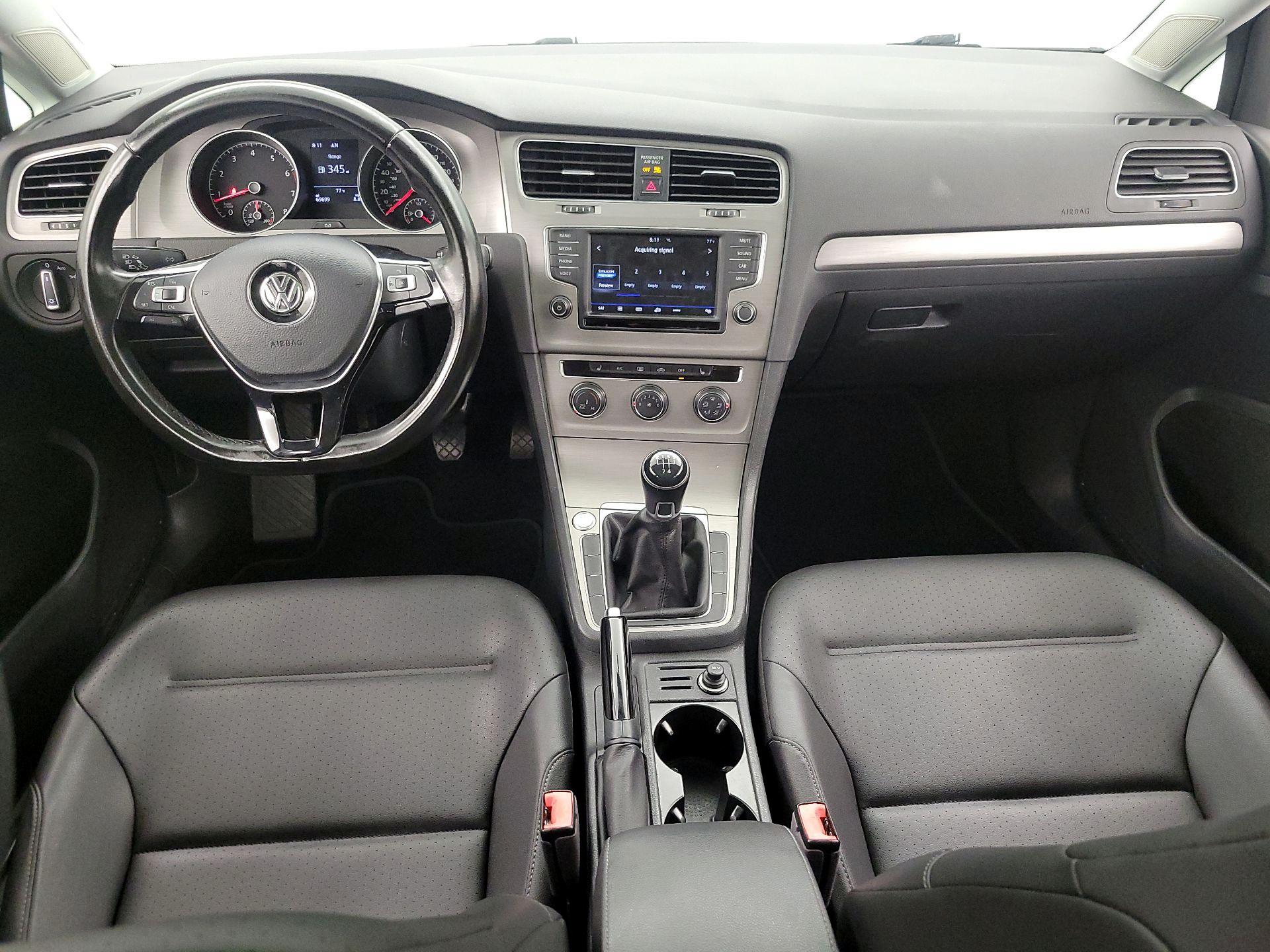 Thumbnail: 2017 Volkswagen Golf - 9