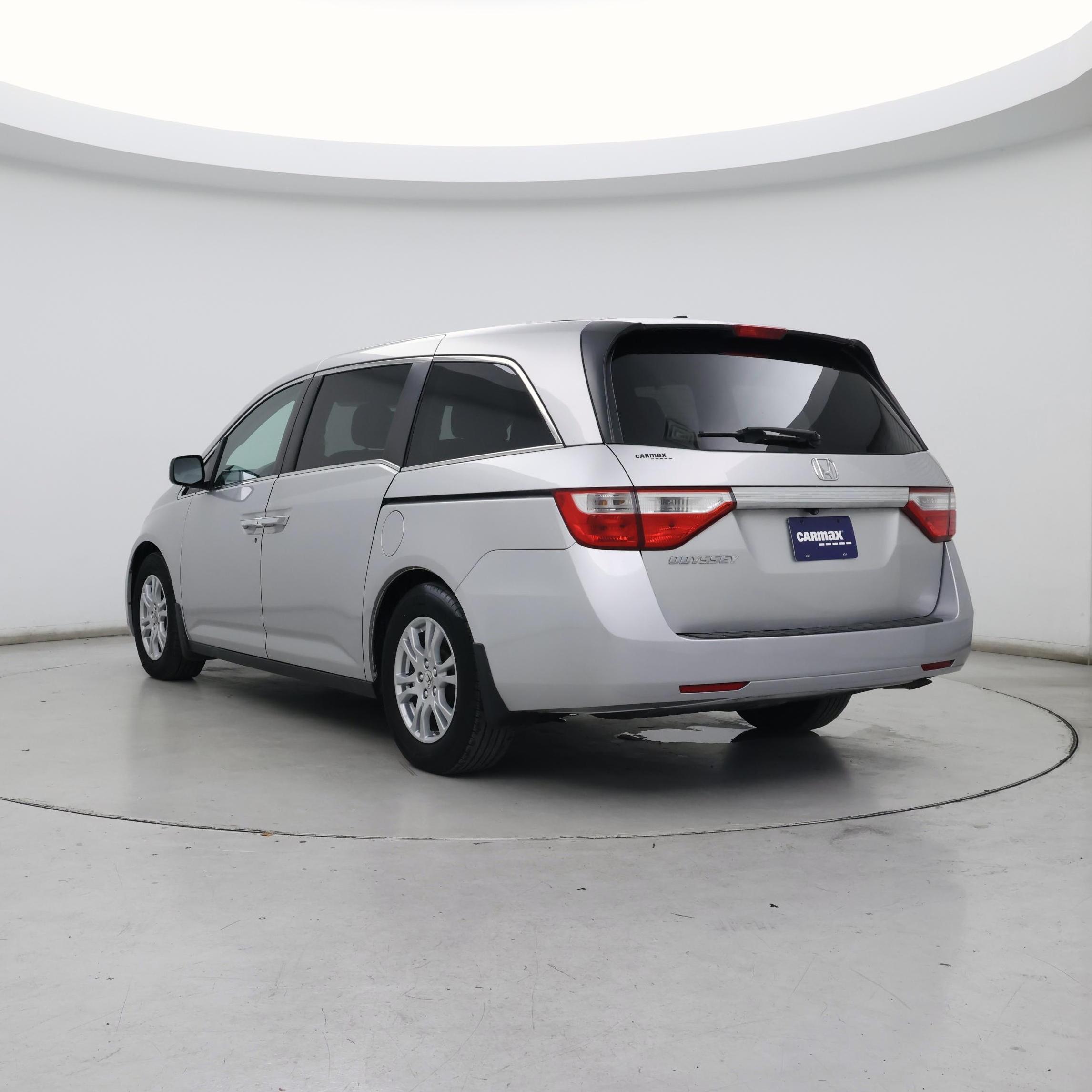 Thumbnail: 2013 Honda Odyssey - 2
