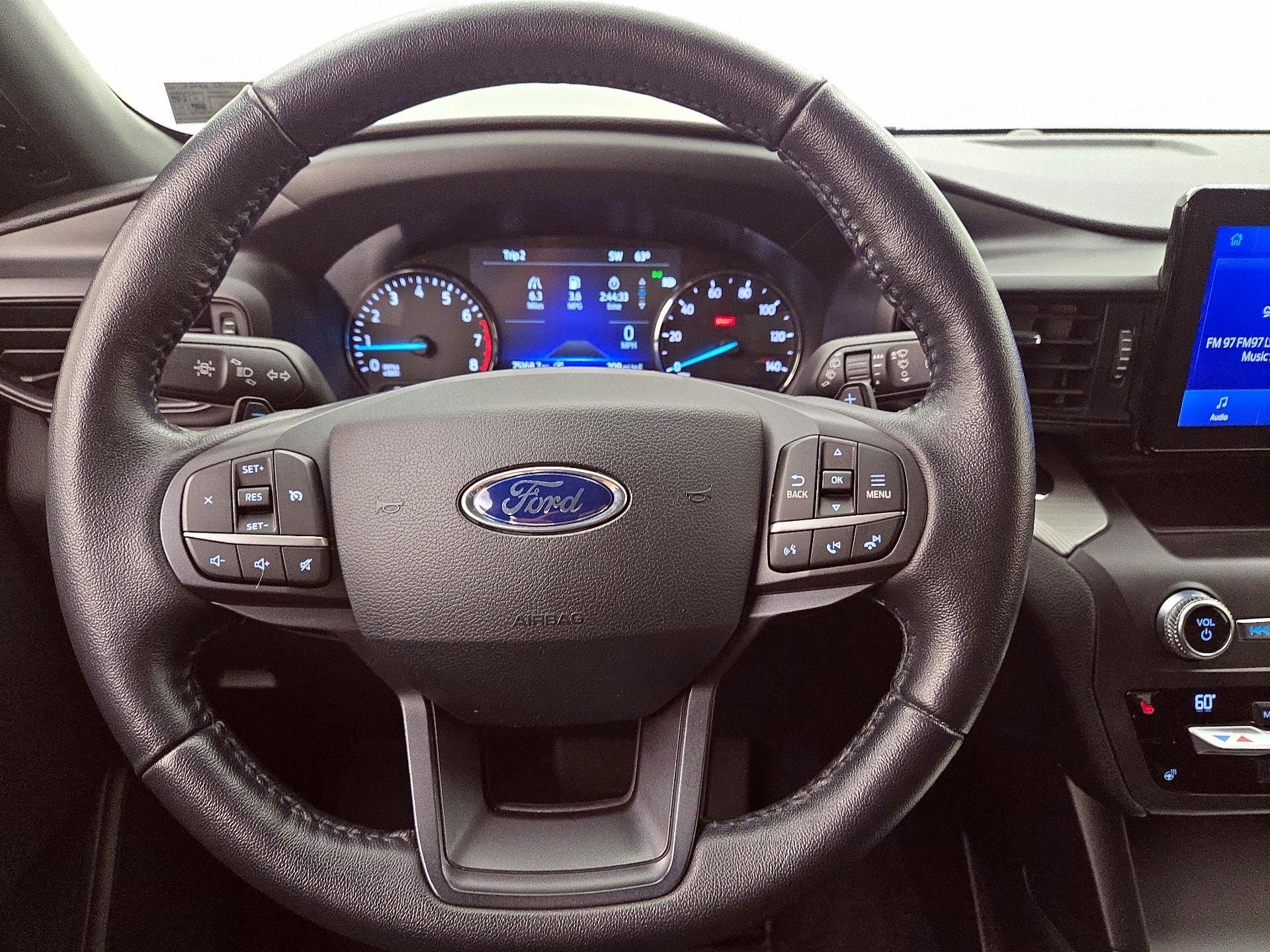 Thumbnail: 2020 Ford Explorer - 10