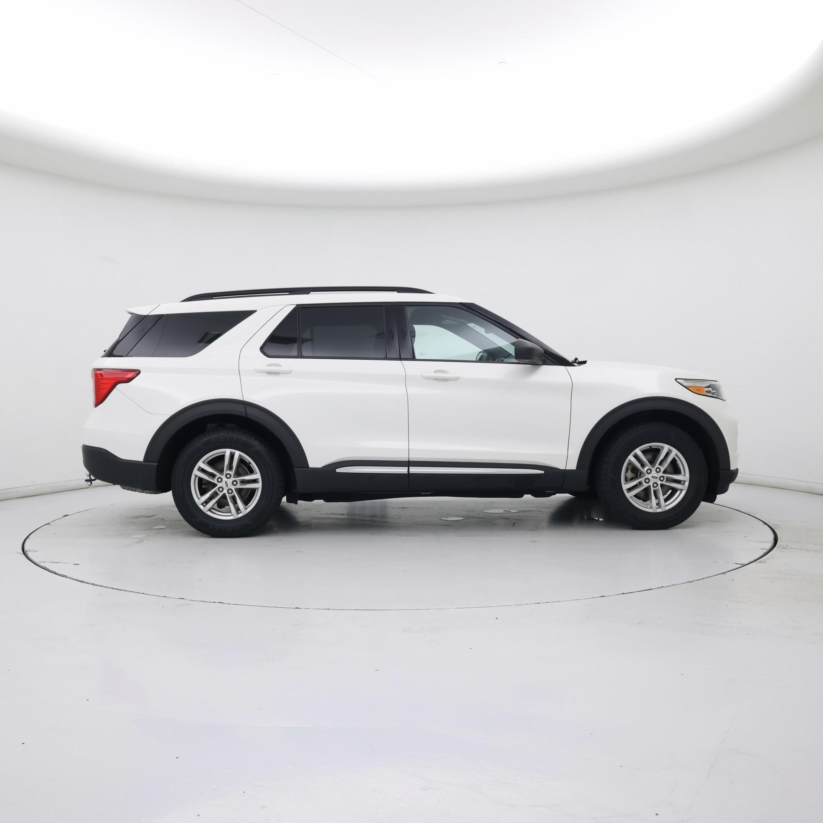 Thumbnail: 2020 Ford Explorer - 7