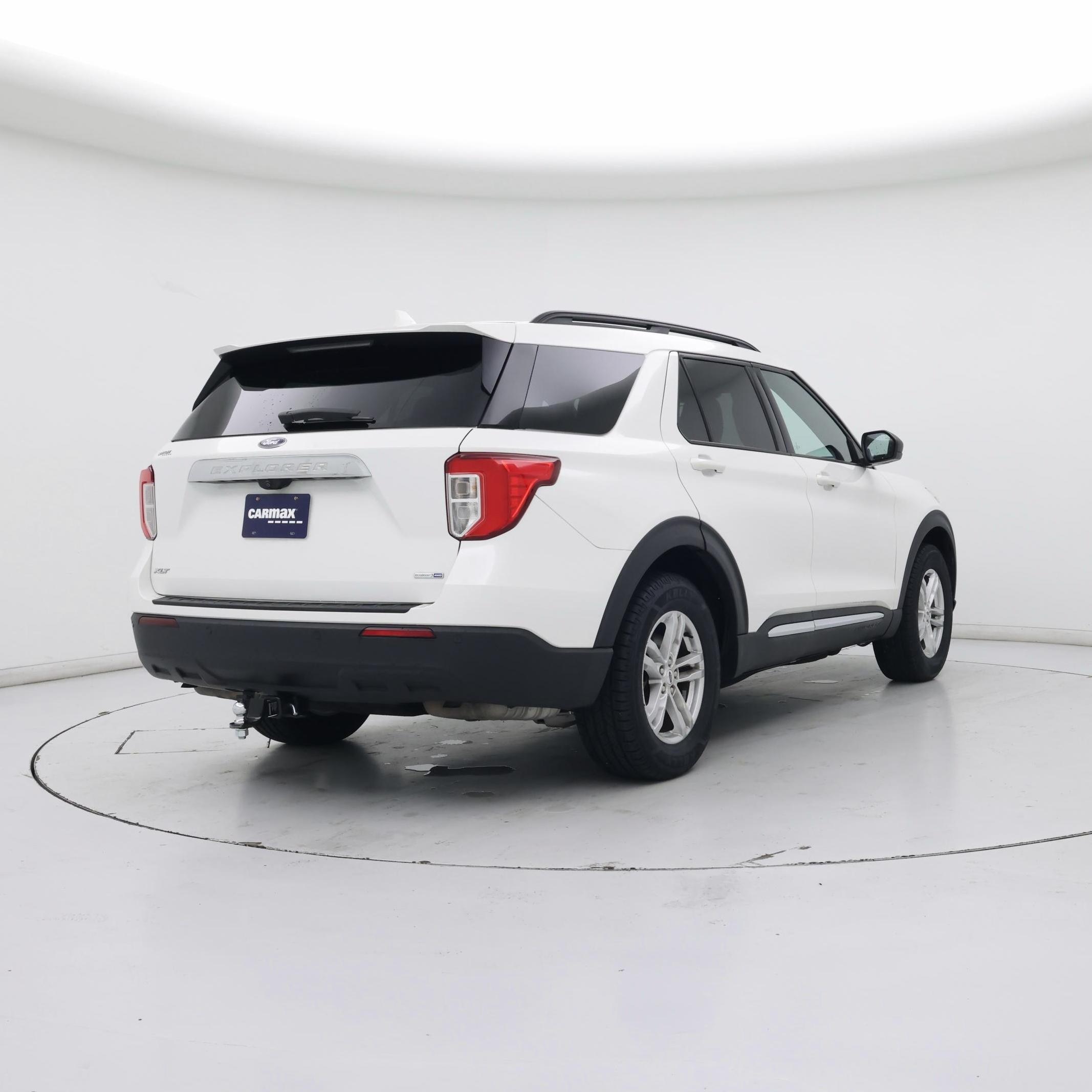 Thumbnail: 2020 Ford Explorer - 8