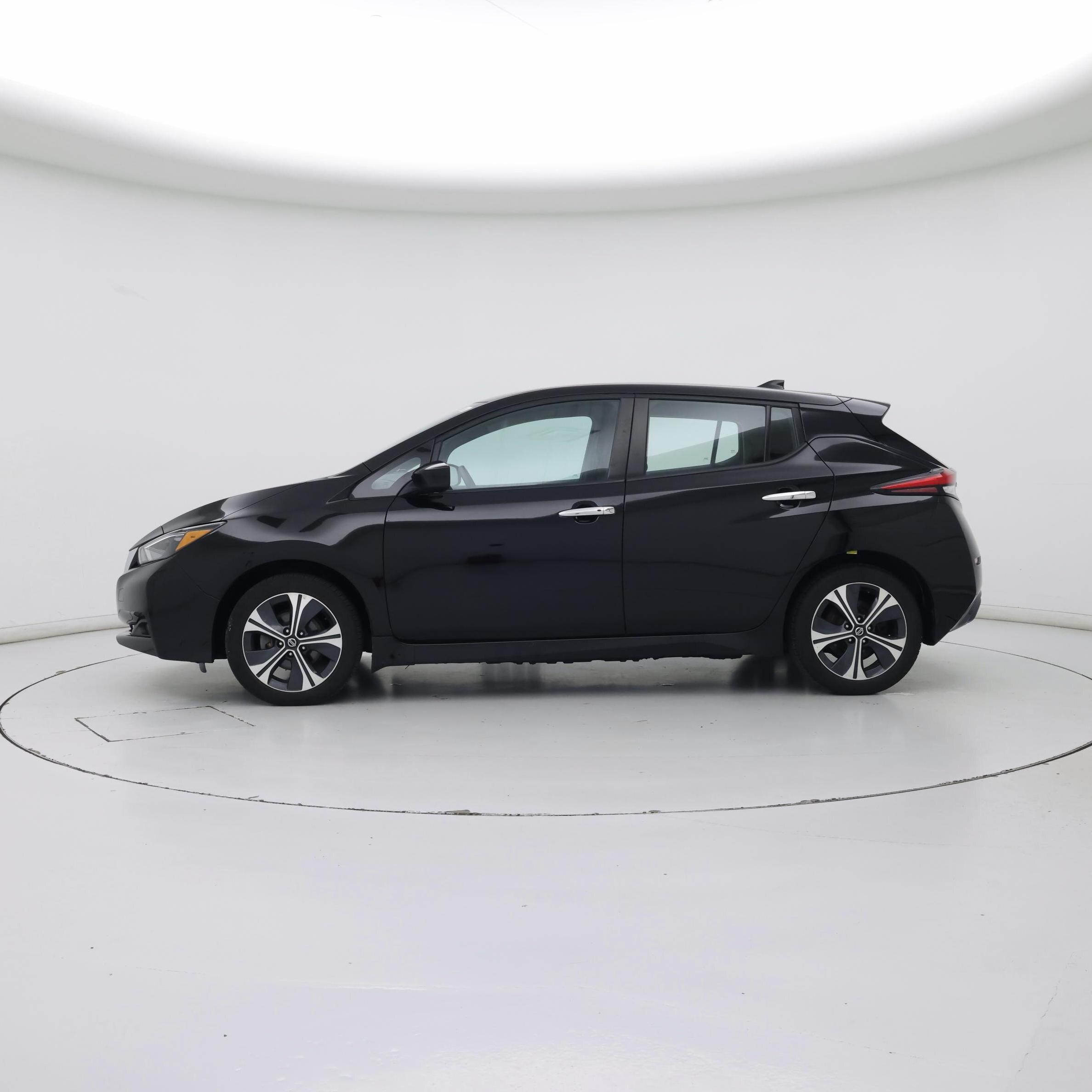 Thumbnail: 2019 Nissan Leaf - 3