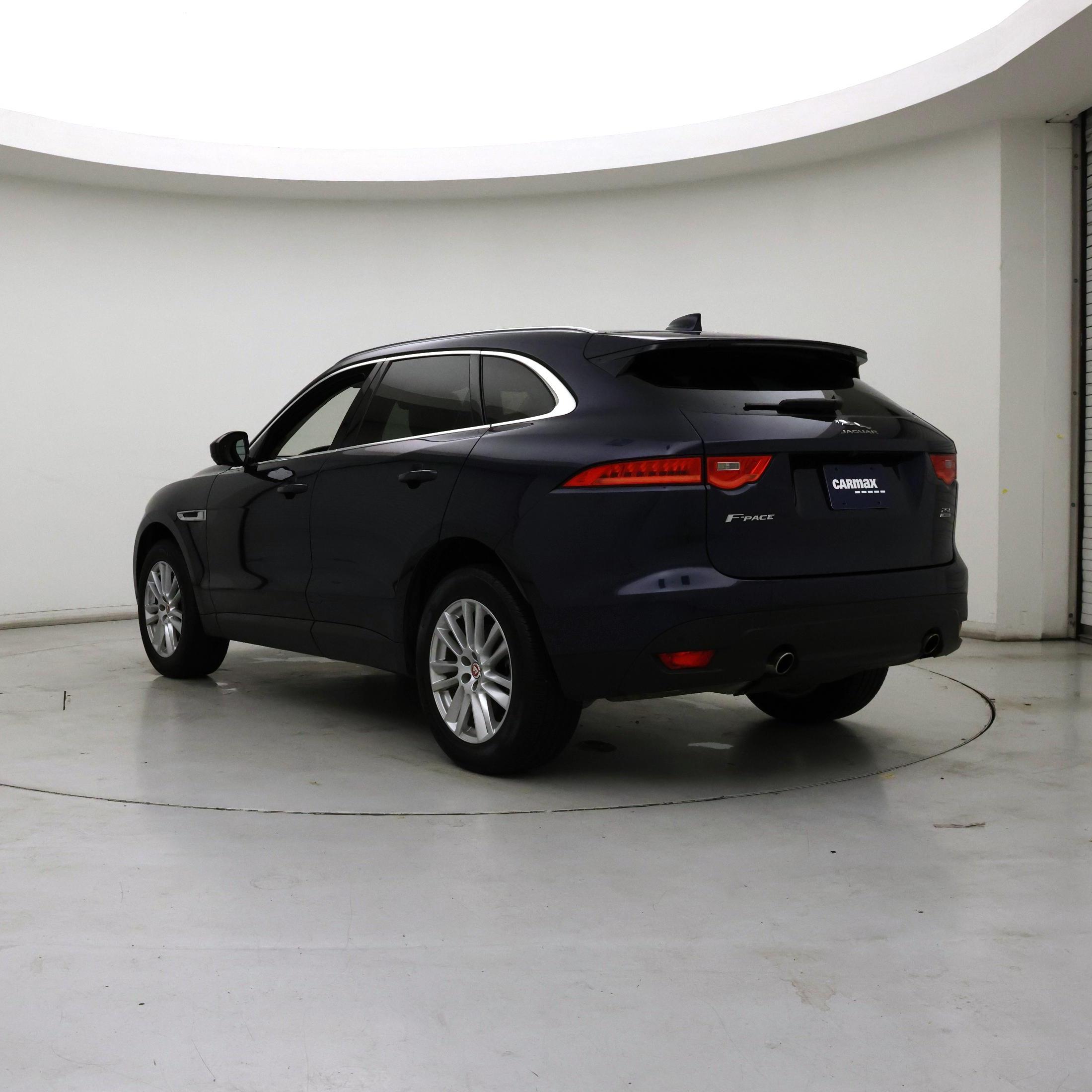 Thumbnail: 2019 Jaguar F-Pace - 2